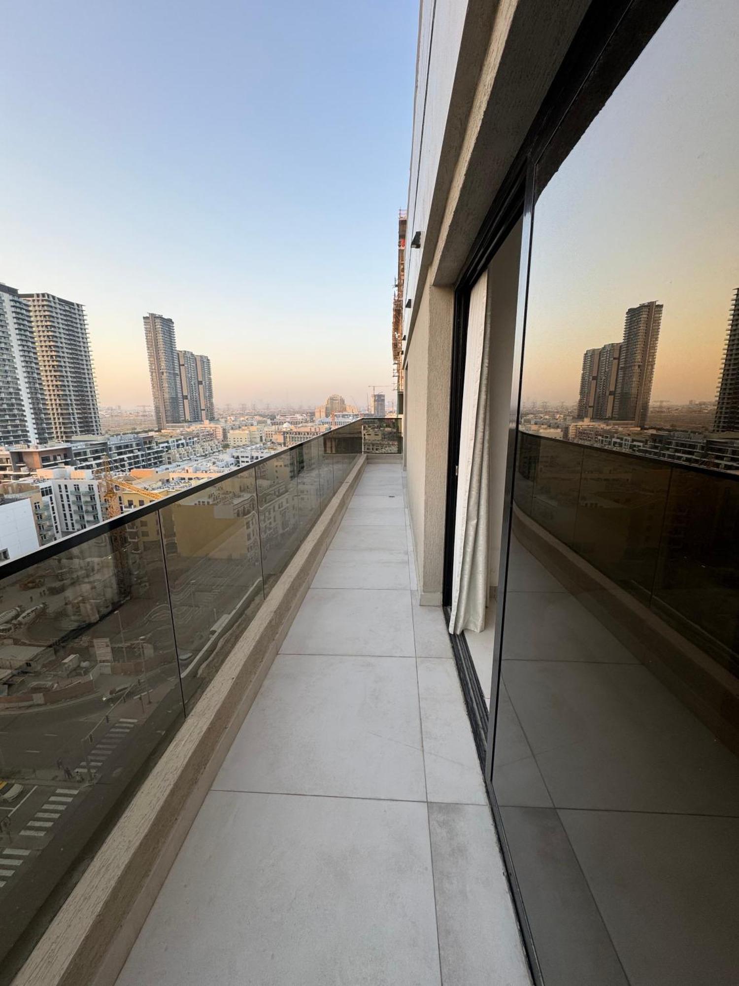 Modern & Spacious 2 Bed 2 Bath