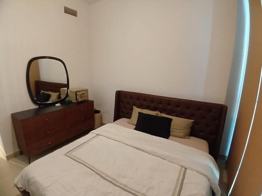 1 Bh Downtown Views I Near Mall Apartment *