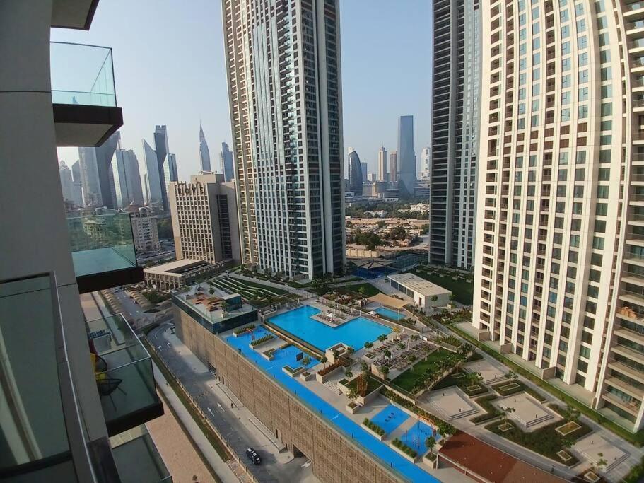 1 Bh Downtown Views I Near Mall * Dubai
