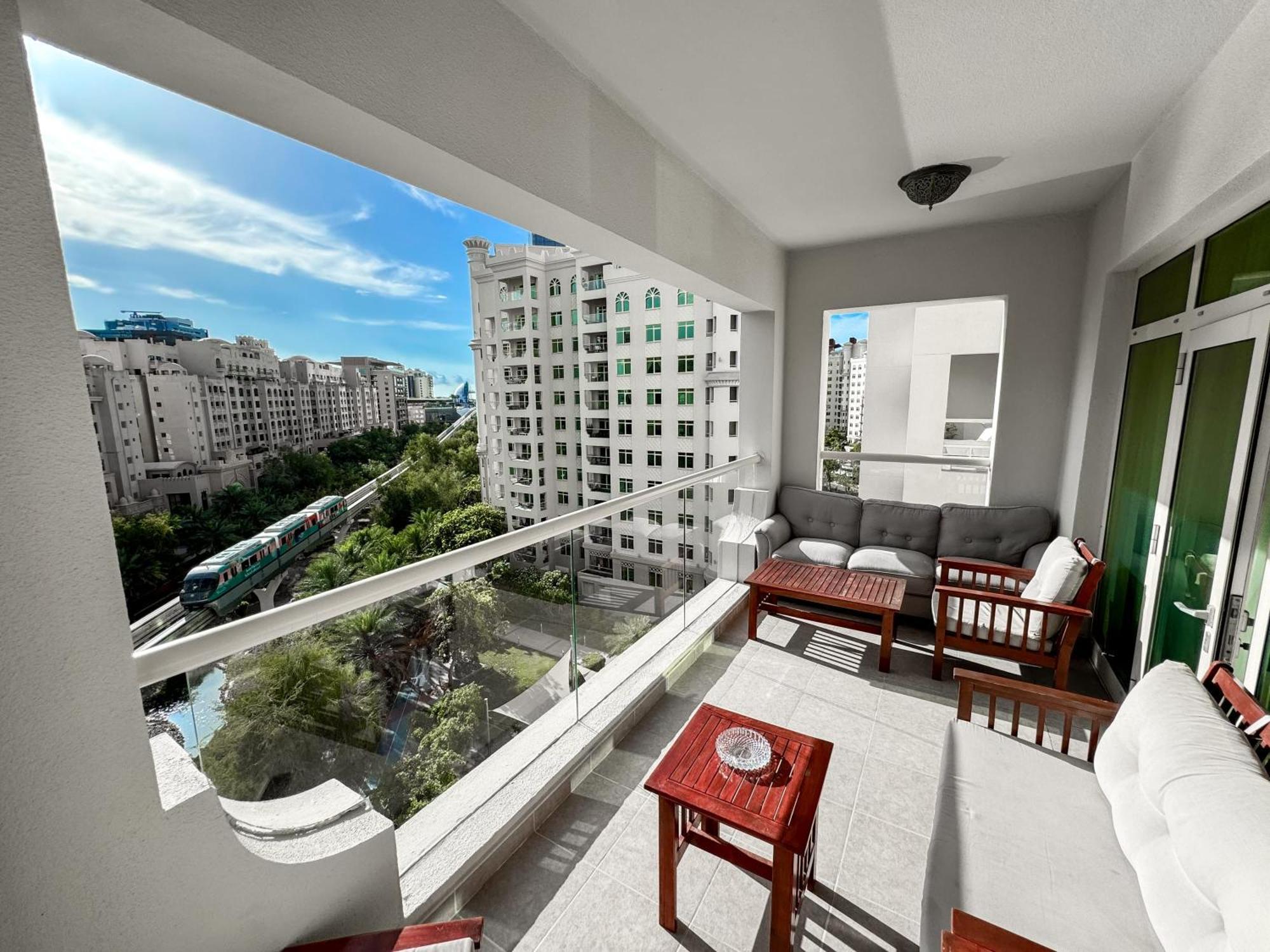 Bright 2br With Garden View - Palm Jumeirah Apartment