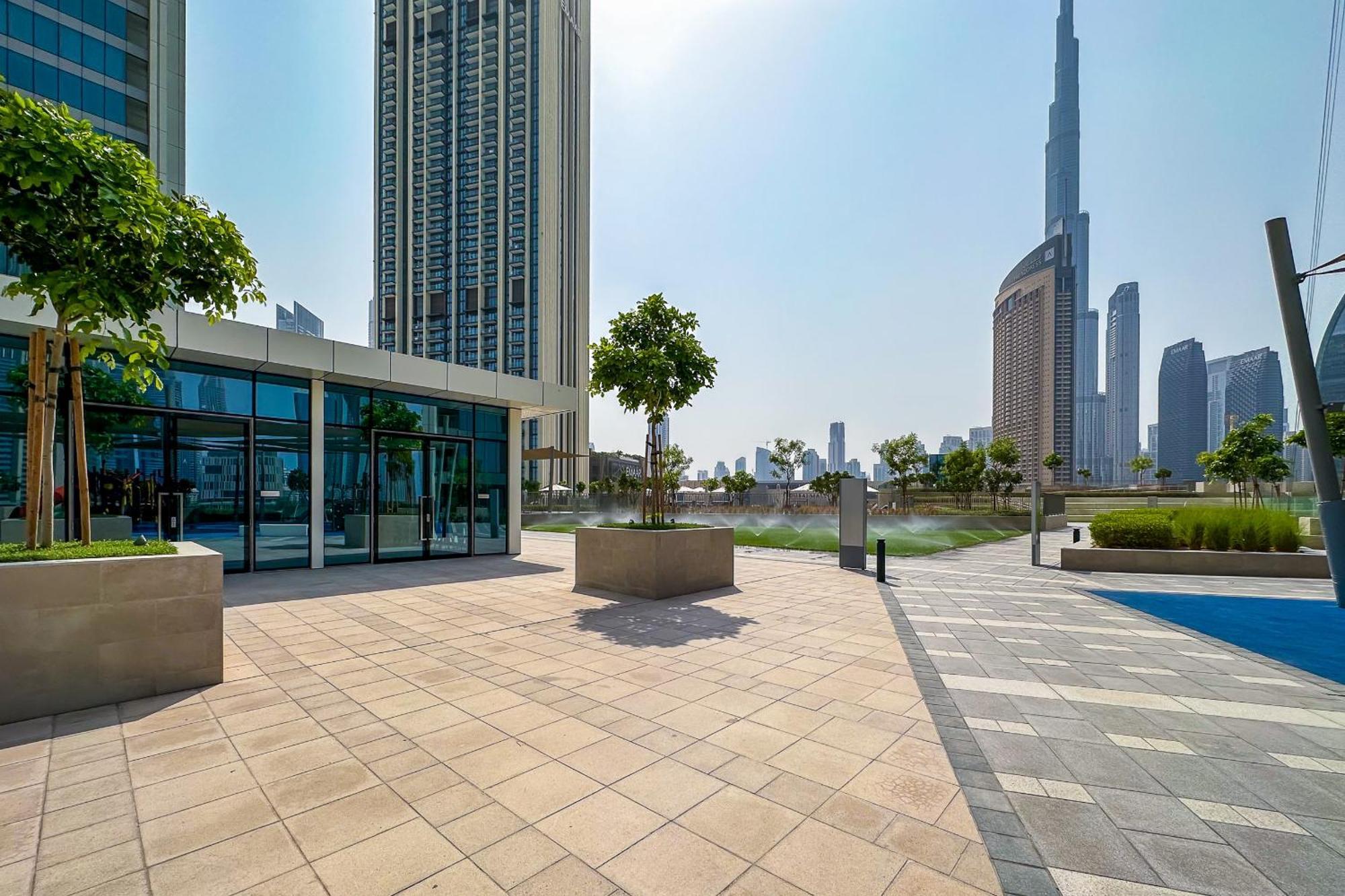 Burj Khalifa View-3br Maid, Downtown Views Ii, Zaabel Second