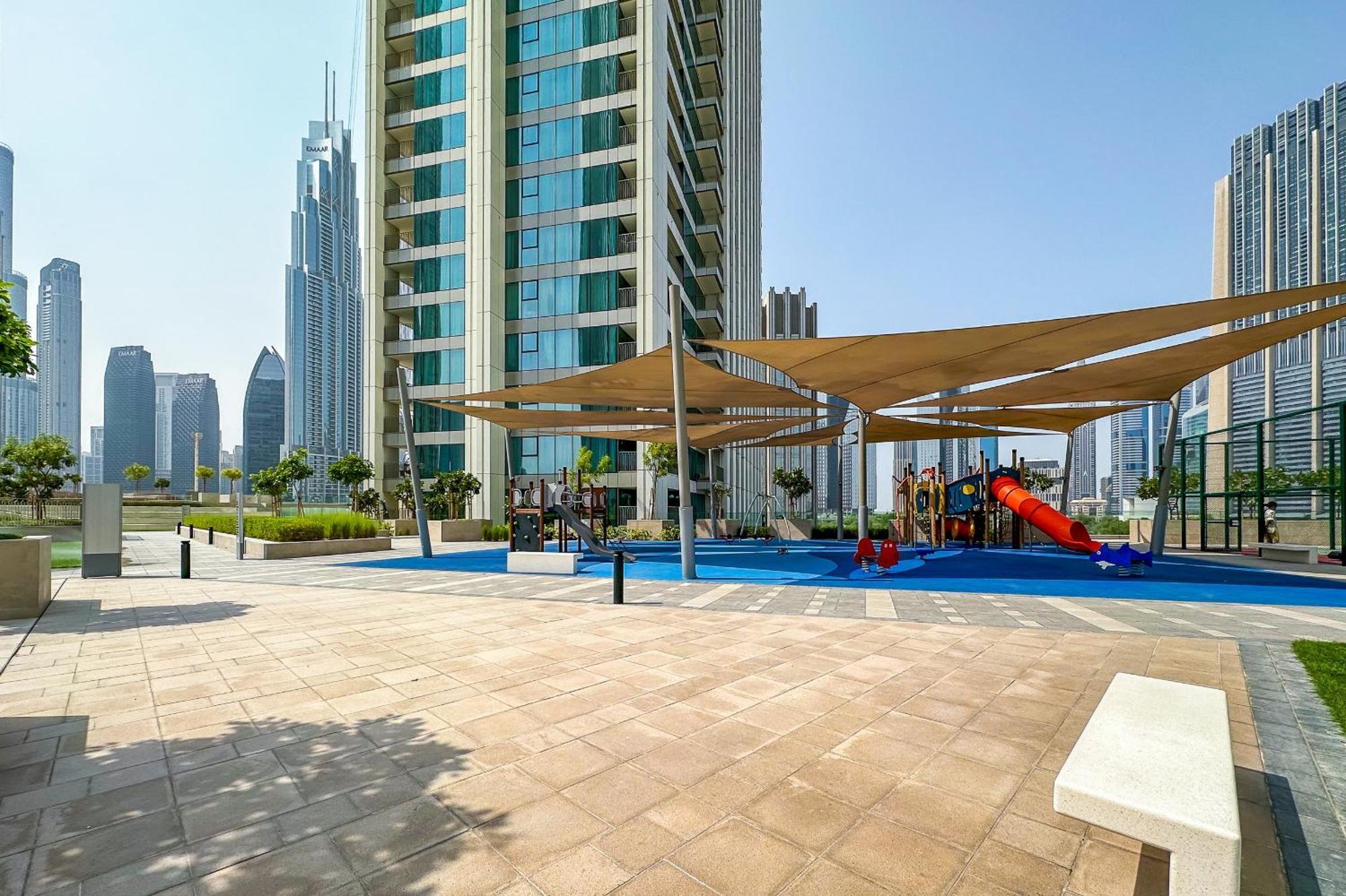 Burj Khalifa View-3br Maid, Downtown Views Ii, Zaabel Second Apartment