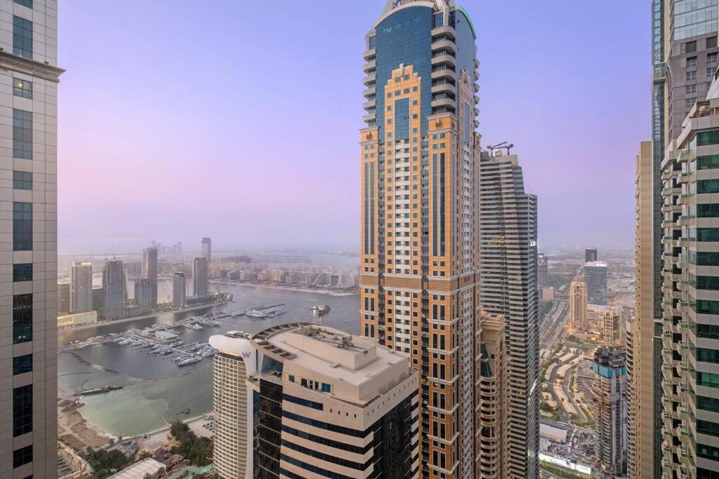 First Class 2br Sophisticated Retreat Dubai