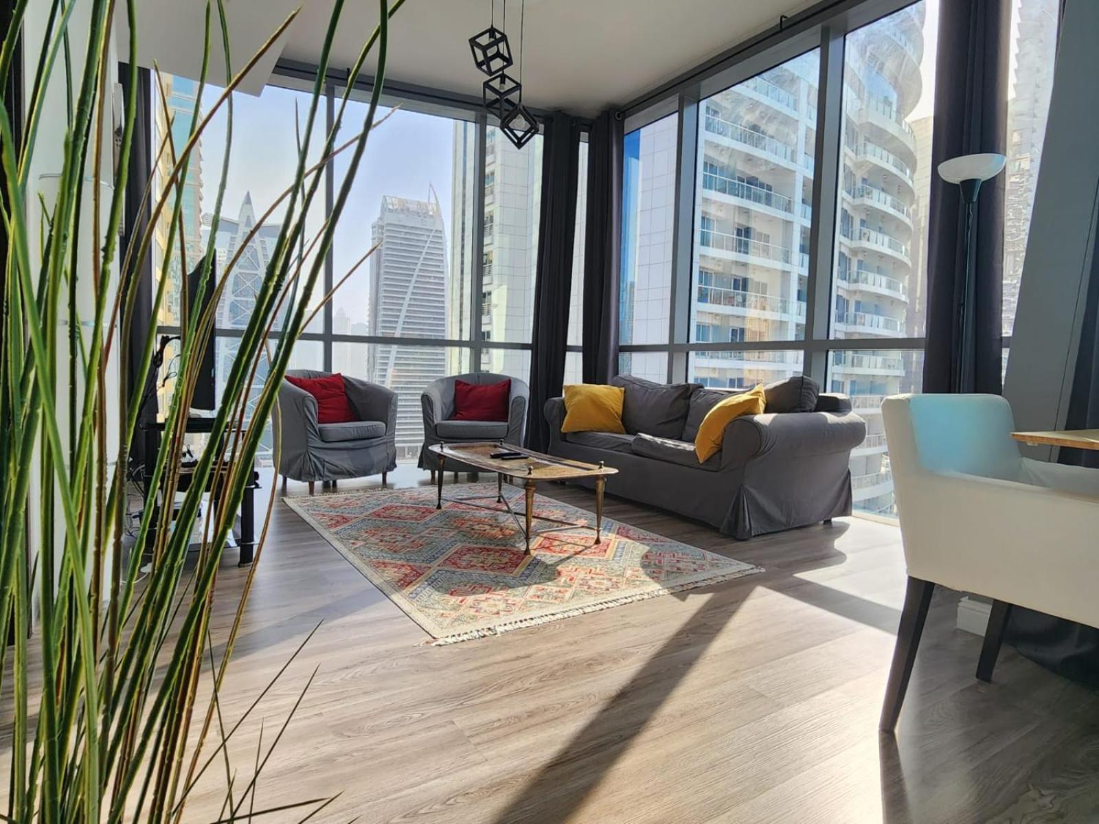 La Buena Vida: Luxe Lakeview Near Metro *