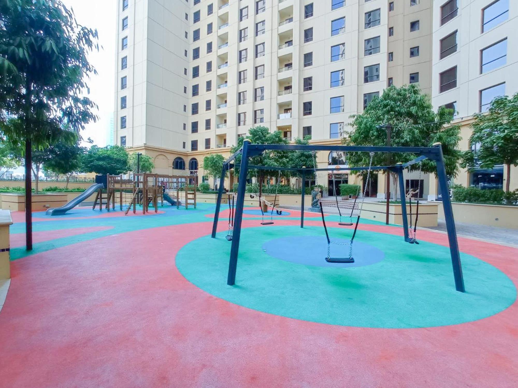 Apartment 2 Bedroom For 6 With Sea Views In Shams 4 Jbr Dubai