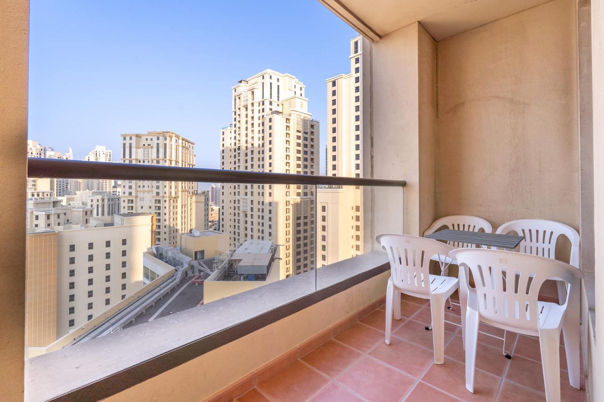 Apartment 2 Bedroom For 6 With Sea Views In Shams 4 Jbr