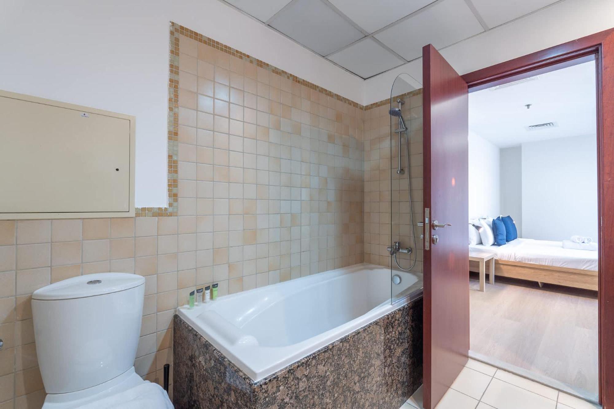 Apartment 2 Bedroom For 6 With Sea Views In Shams 4 Jbr Dubai