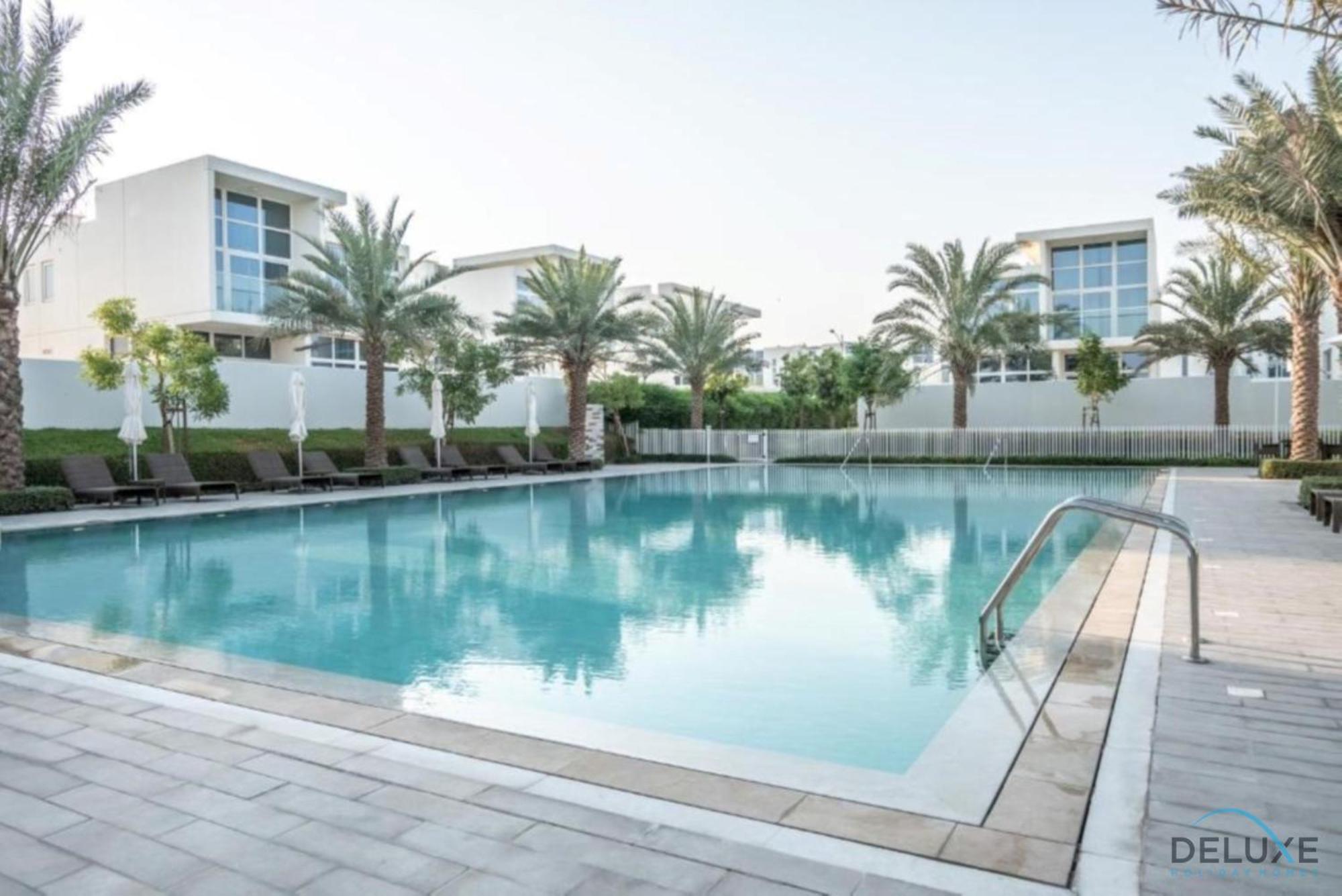 Stylish 1br In Damac Hills 2 Avencia 45, Dubailand By Deluxe Homes Dubai