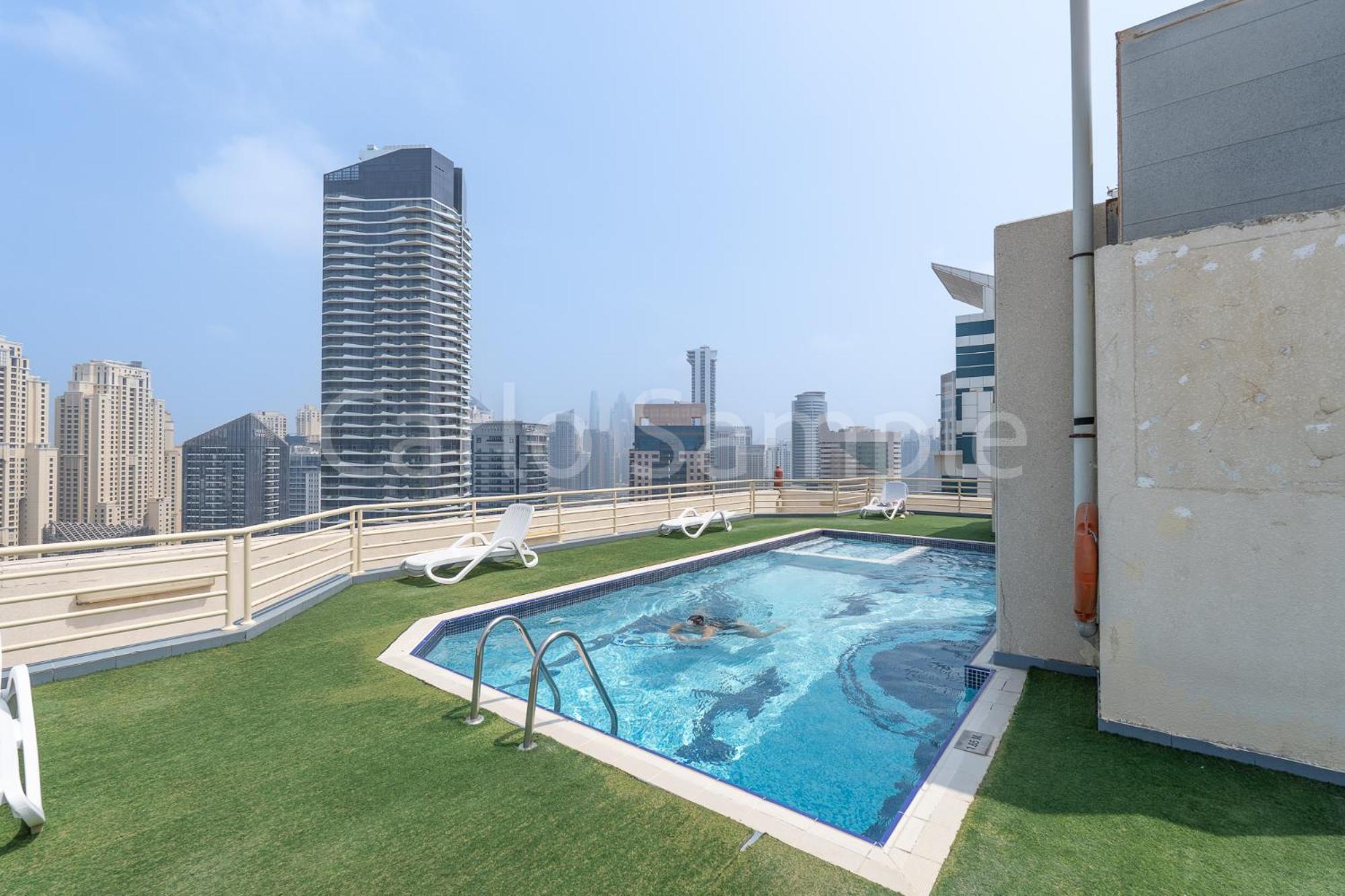 Apartment Tudors One Marina View Rooftop Pool Four Beds *
