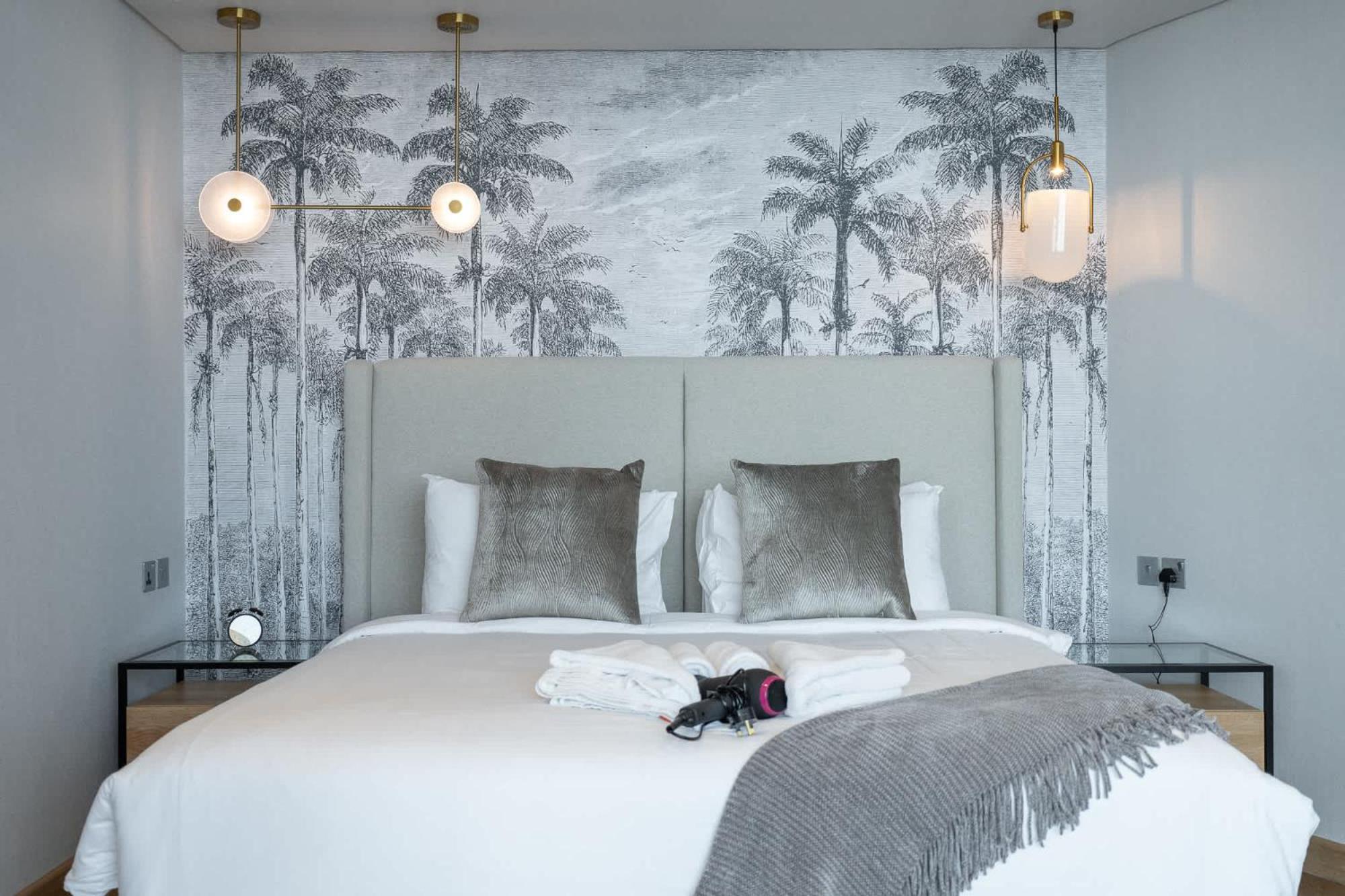 Stylish With Impressive Decor And Furniture At Sky Garden! Apartment