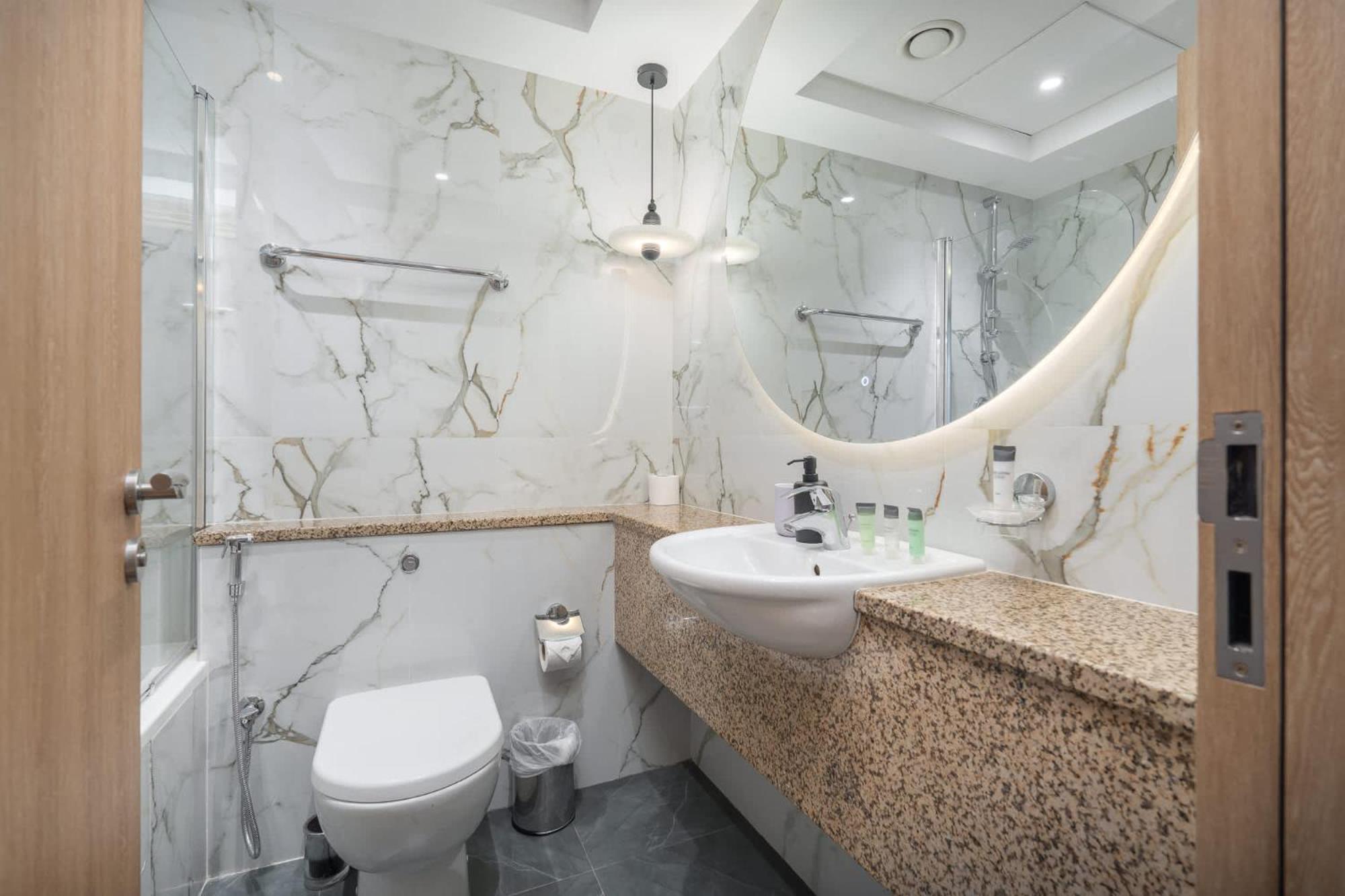 Stylish With Impressive Decor And Furniture At Sky Garden! Dubai