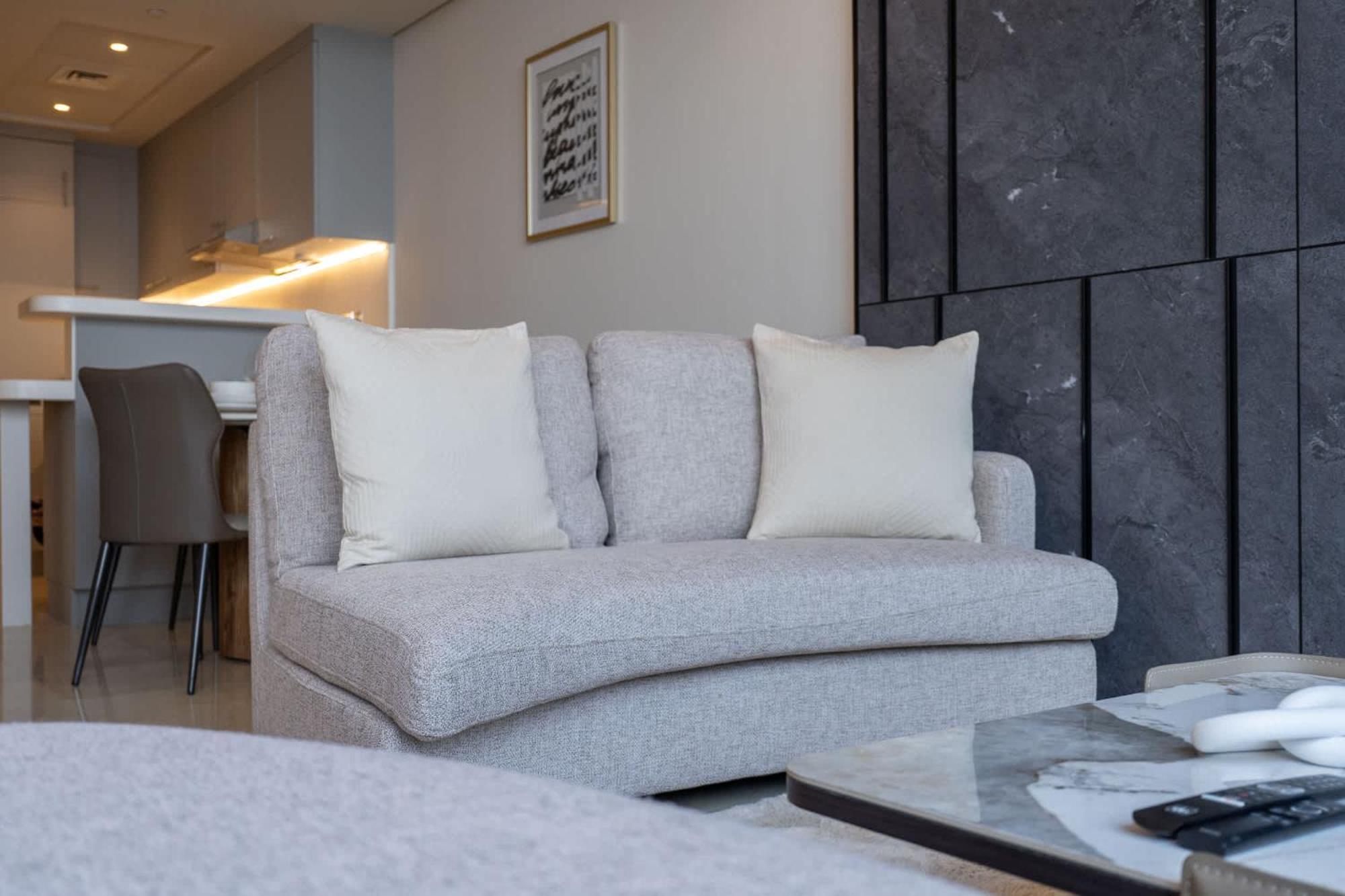 Stylish With Impressive Decor And Furniture At Sky Garden! * Dubai