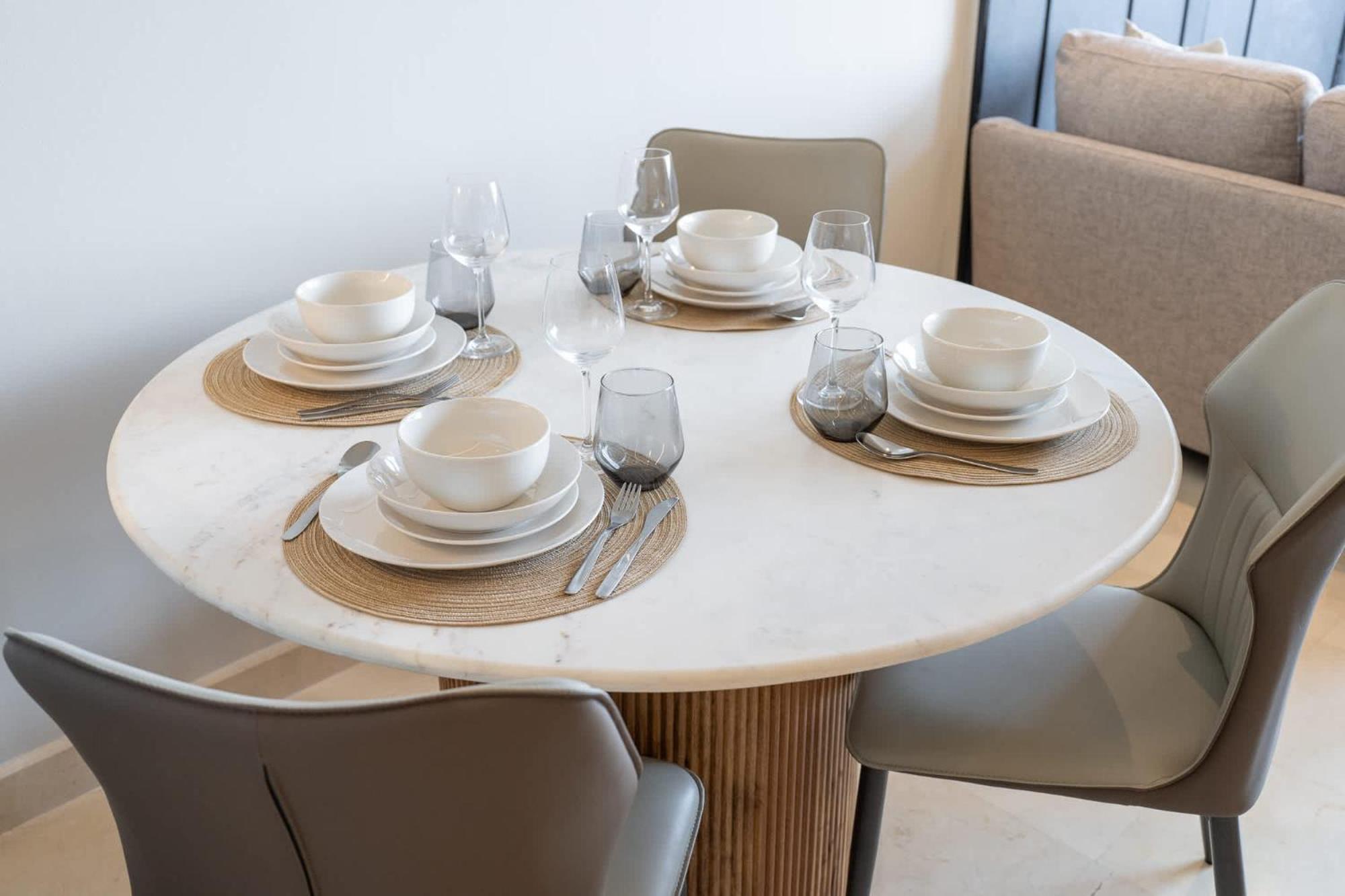 Stylish With Impressive Decor And Furniture At Sky Garden! Apartment