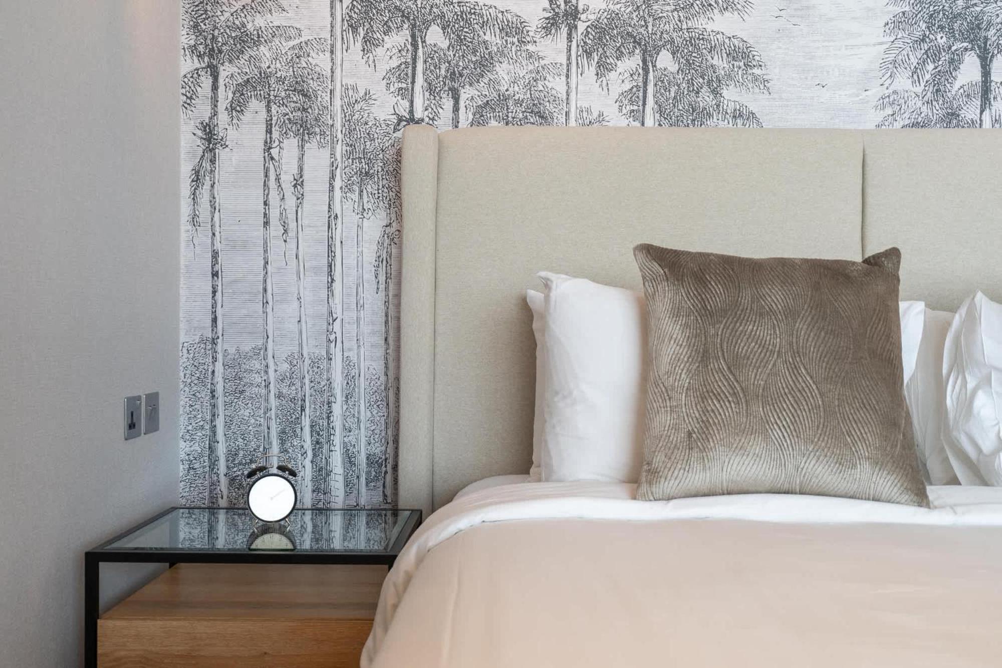 Stylish With Impressive Decor And Furniture At Sky Garden! Apartment