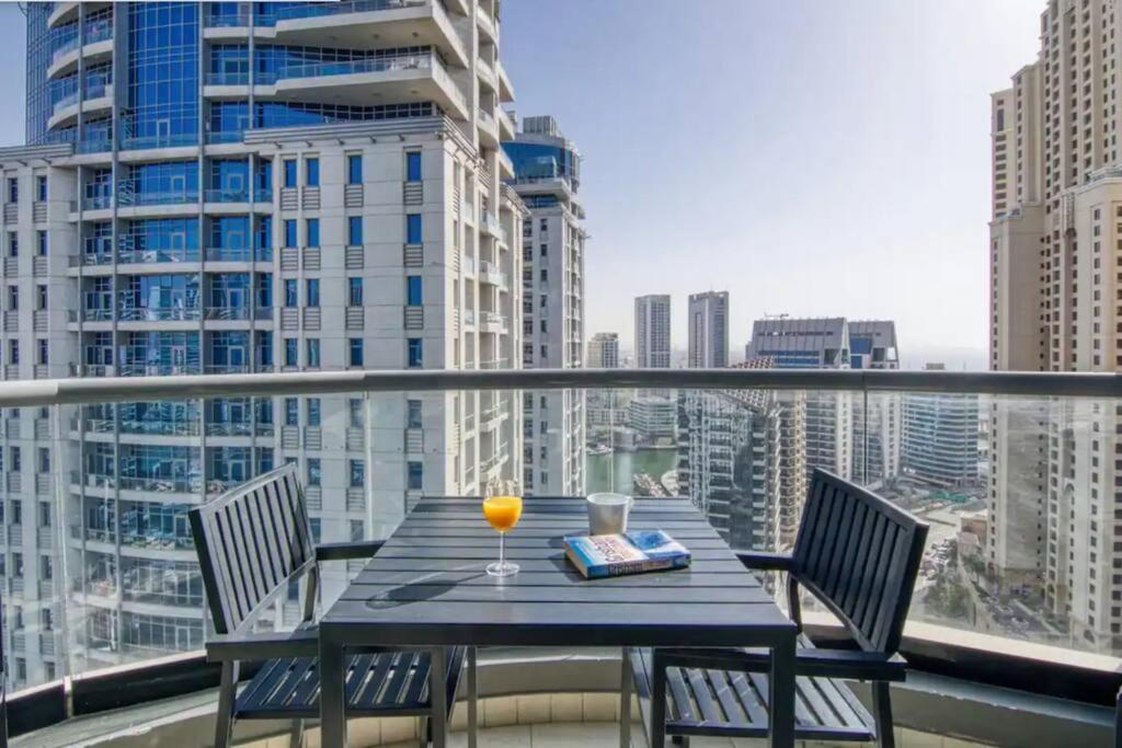 Apartment First Class 3br Stylish Sanctuary Dubai