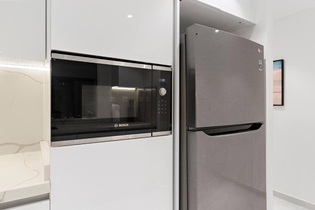 First Class 3br Stylish Sanctuary * Dubai