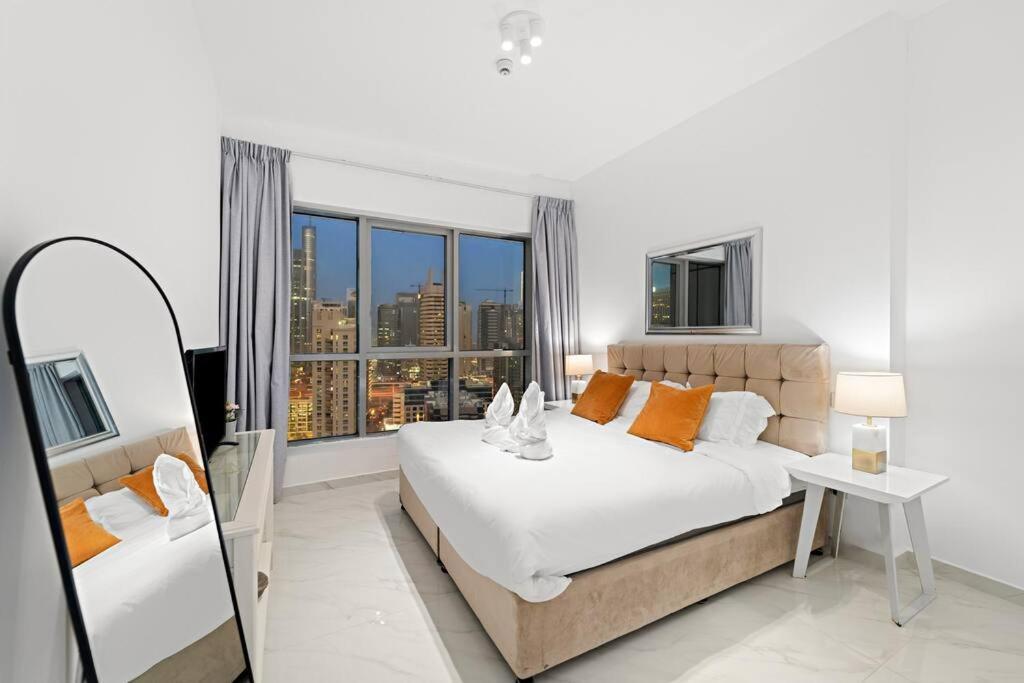 First Class 3br Stylish Sanctuary * Dubai