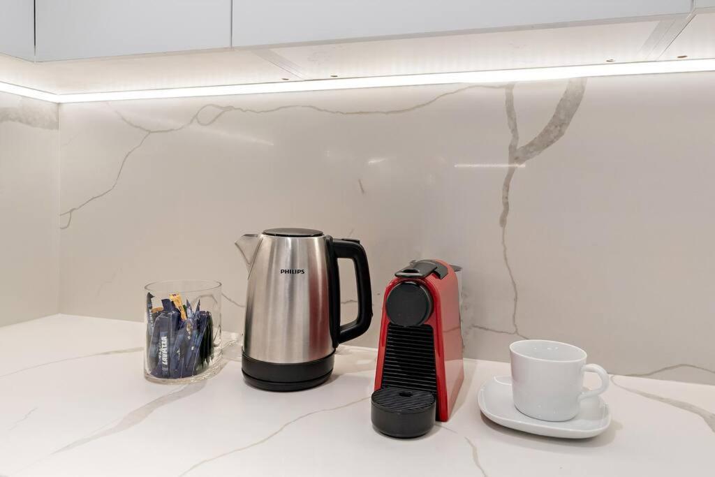 First Class 3br Stylish Sanctuary Apartment Dubai