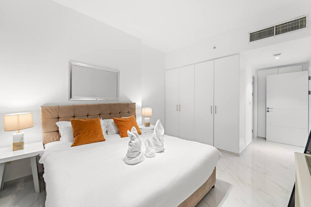 First Class 3br Stylish Sanctuary * Dubai