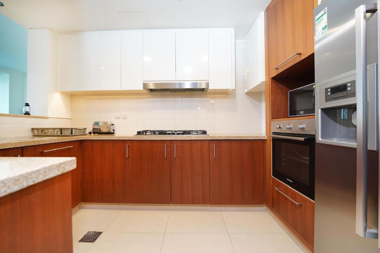 Apartment Amakin Burj Vista Tower 1 *