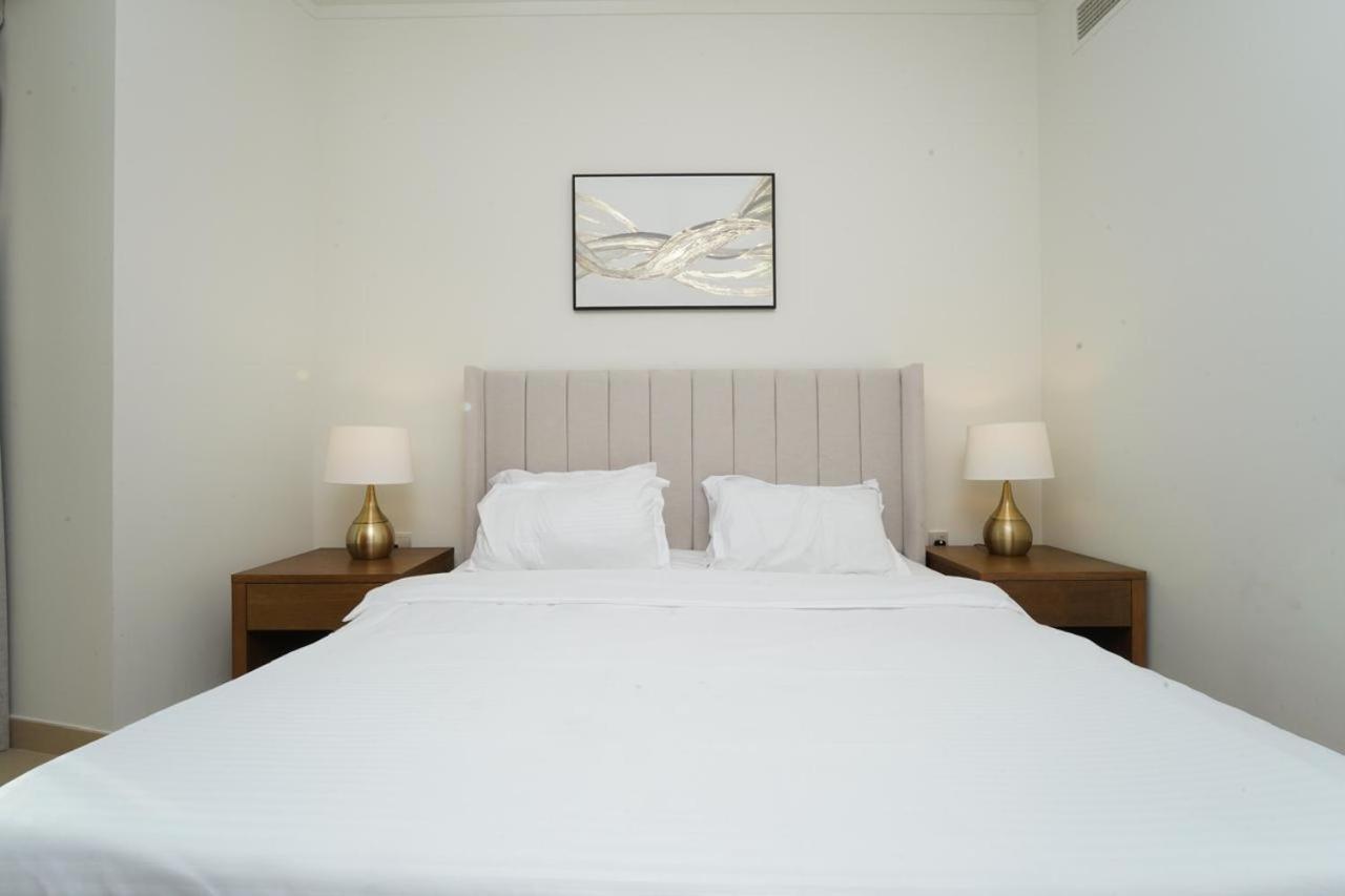 Apartment Amakin Burj Vista Tower 1 Dubai