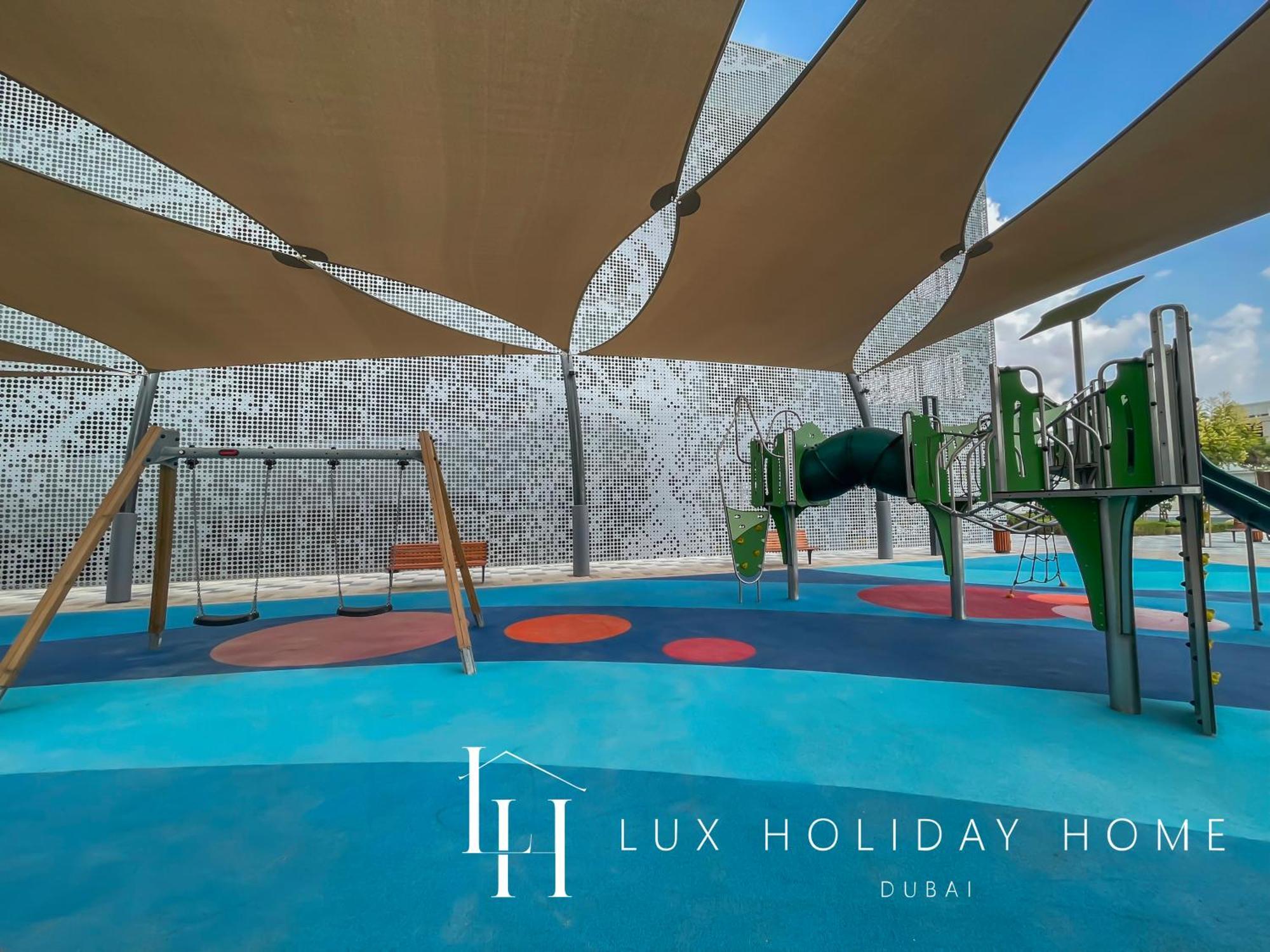 Apartment Lux The District One Lagoon View 3 *