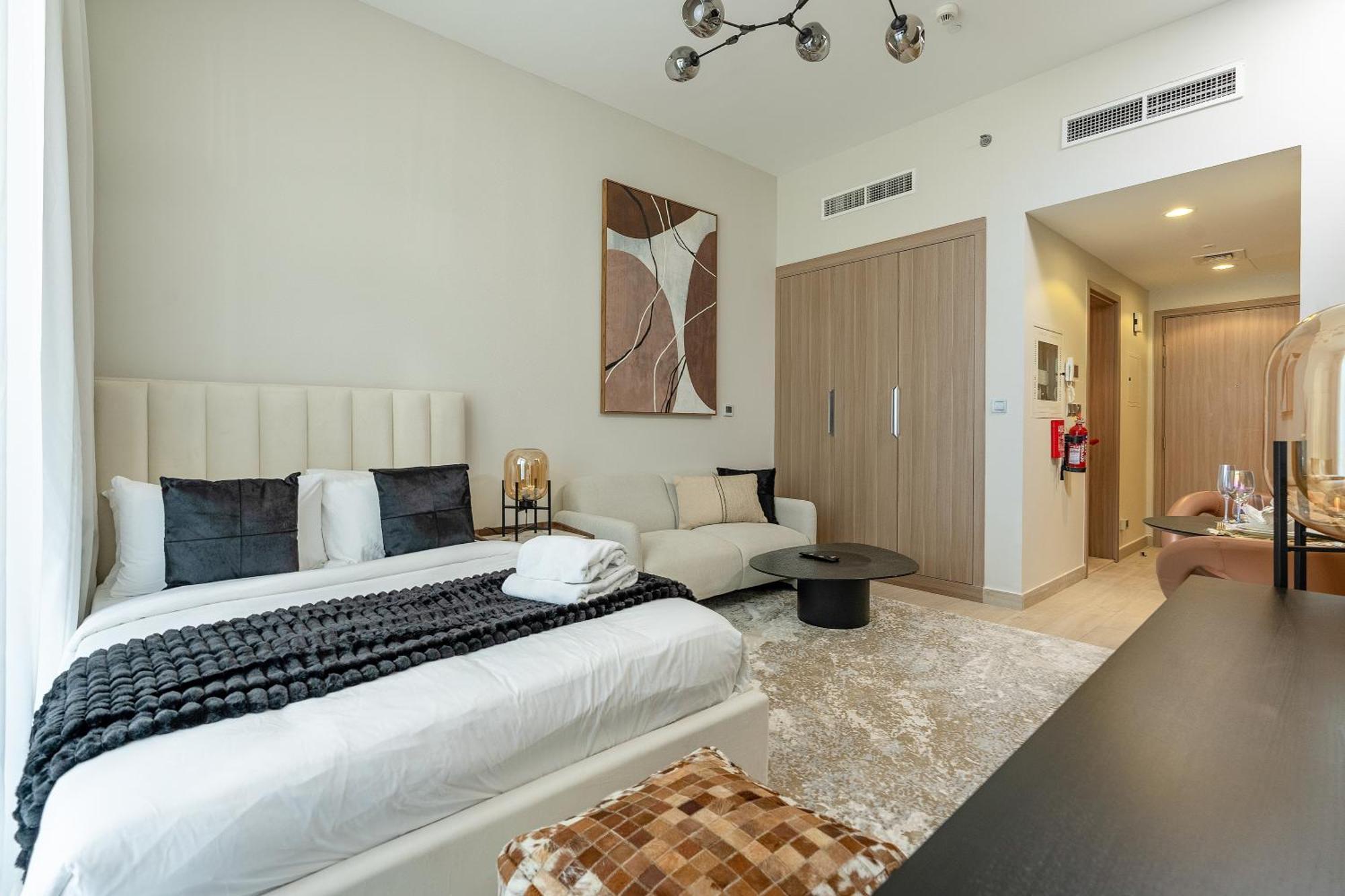 Apartment Nasma Luxury - Azizi Riviera 6 Cozy With Burj Khalifa View Dubai