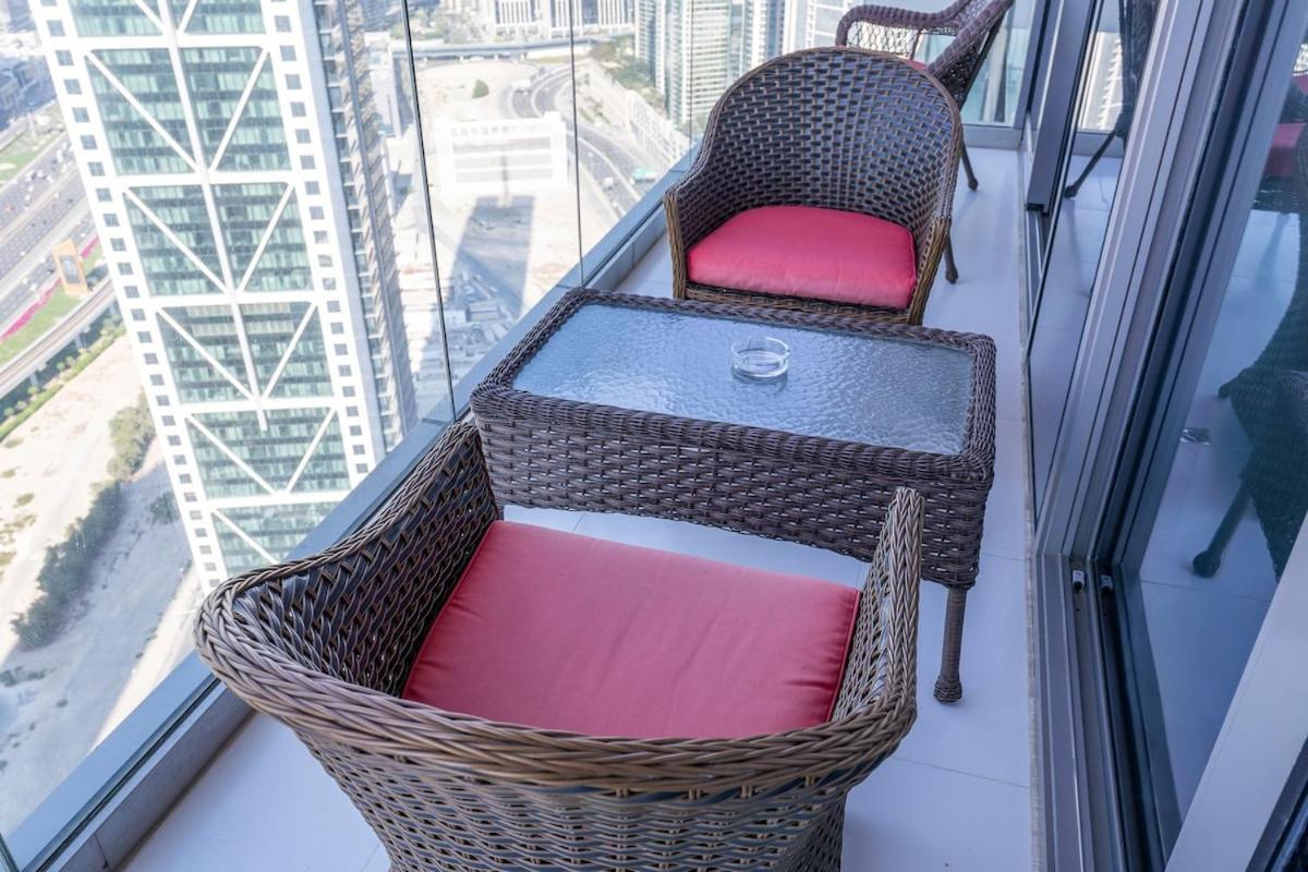 Prestigious 2-bedroom With Easy City Access In Business Bay *