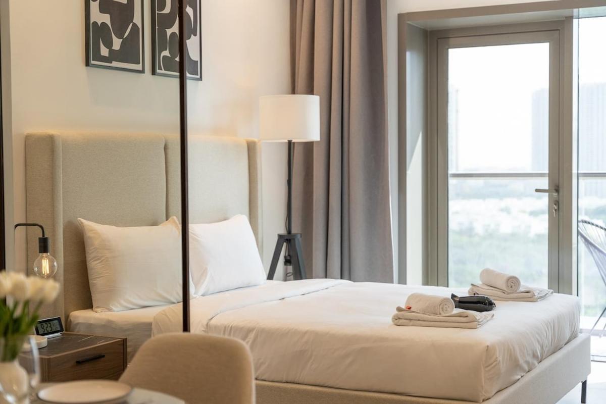 Awesome At Park View Tower In Jvc With Skyline Views * Dubai