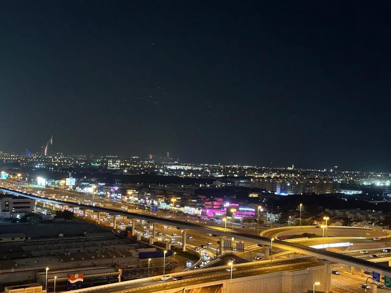Dream - Aykon Tower With Stunning View Dubai