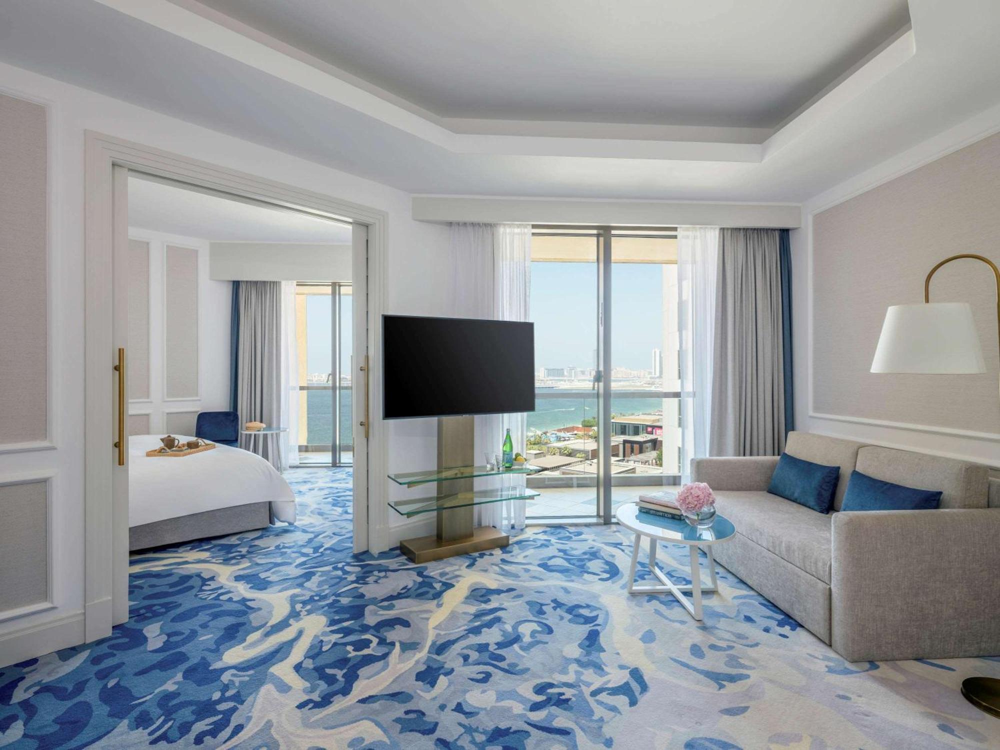 Sofitel Jumeirah Hotel 5*