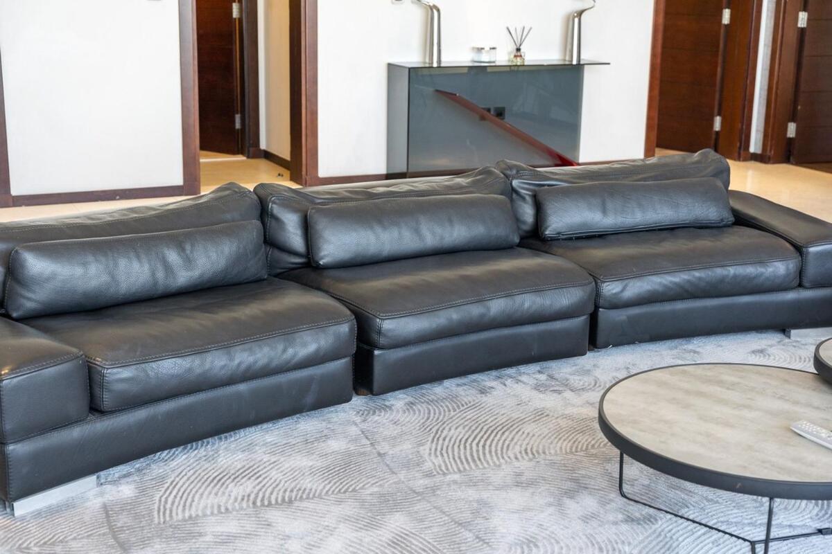 Glorious 3-bedroom With Beach Views At Tiara Residences In Palm Jumeirah Apartment *
