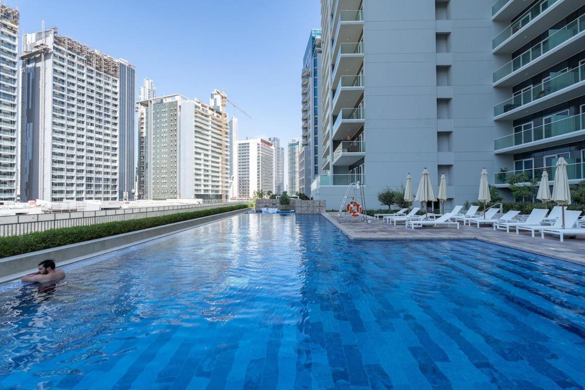 Apartment Awesome 1-bedroom With Burj Views At Vera Tower In Business Bay Dubai