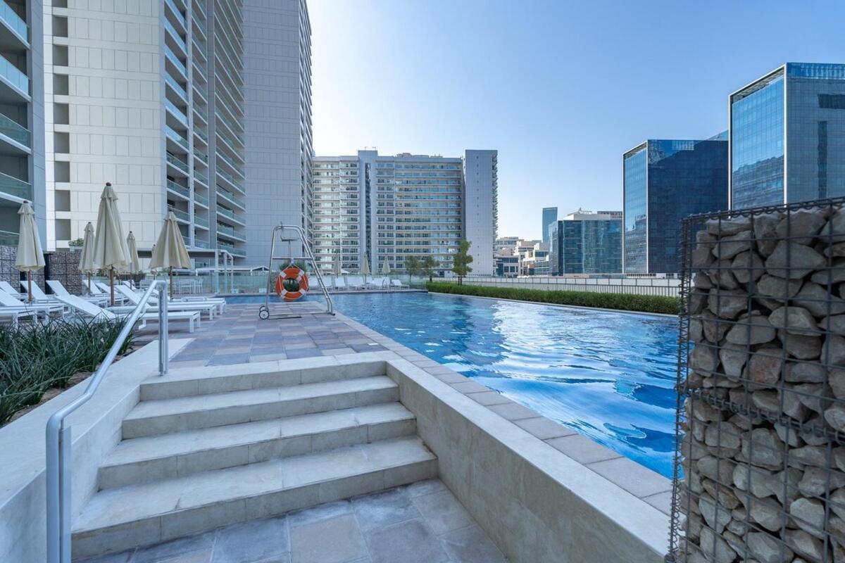Apartment Awesome 1-bedroom With Burj Views At Vera Tower In Business Bay Dubai