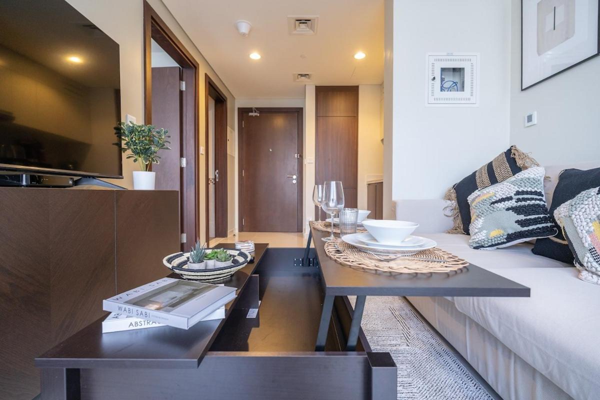 Awesome 1-bedroom With Burj Views At Vera Tower In Business Bay * Dubai