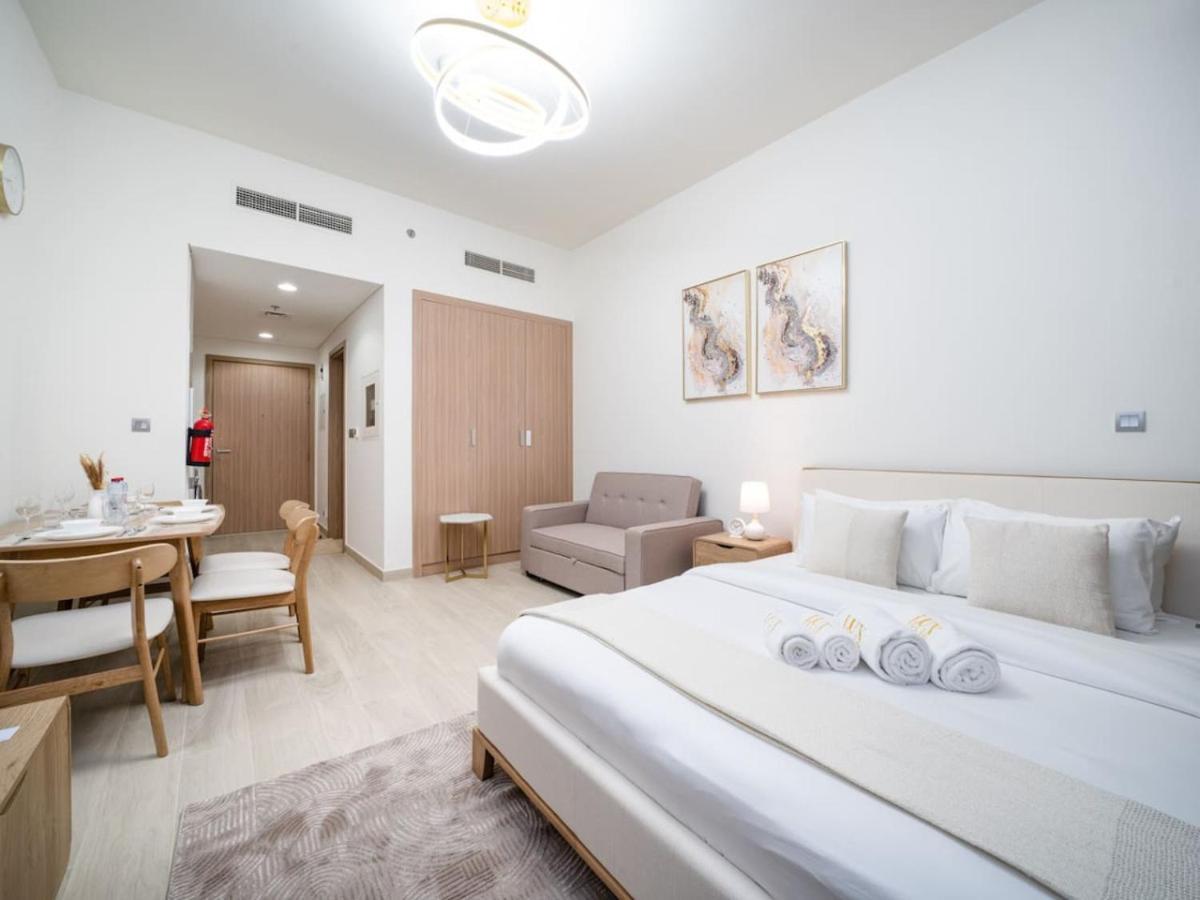 Chic Azizi Riviera Retreat With Views * Dubai