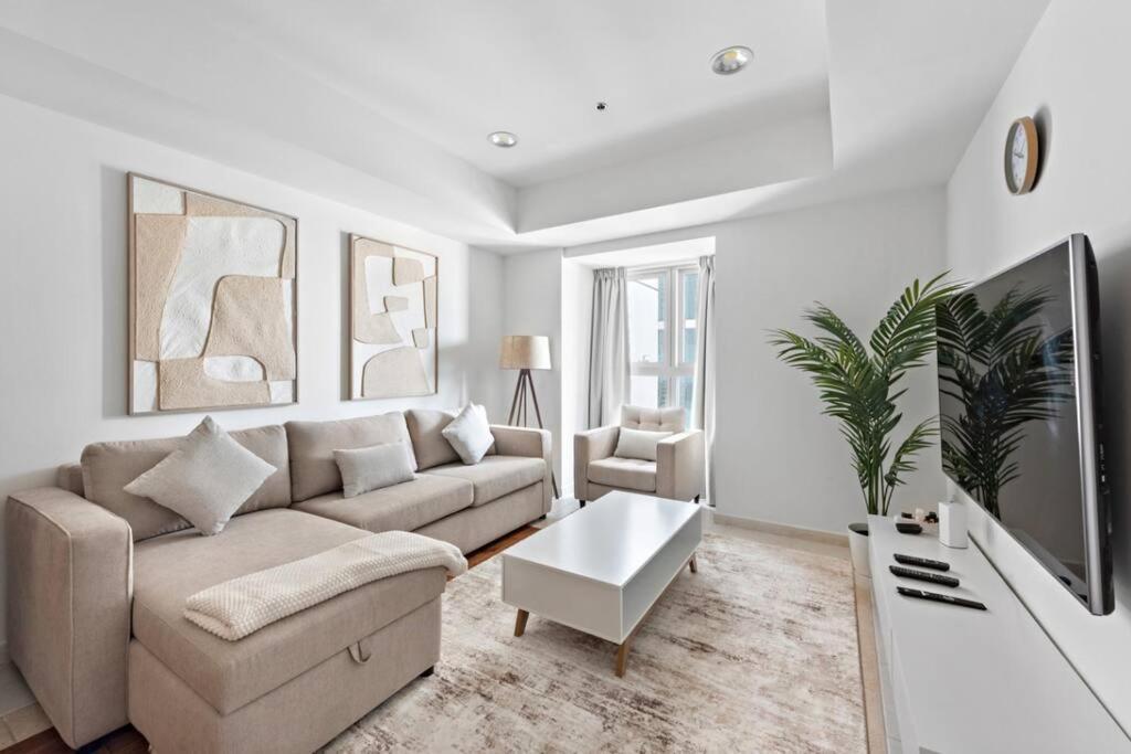 Cozy 1-bedroom In Princess Tower *