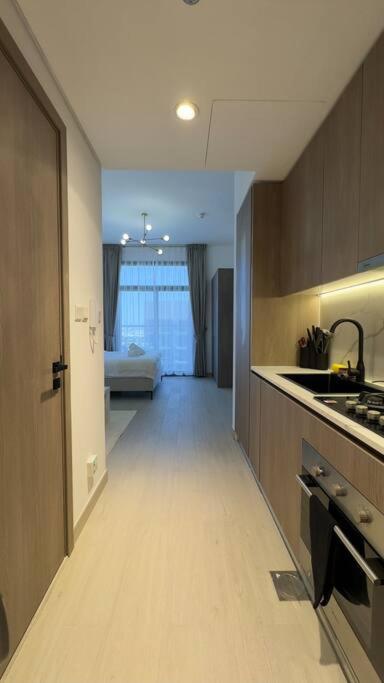 Apartment New! Modern Cosy Laya Heights