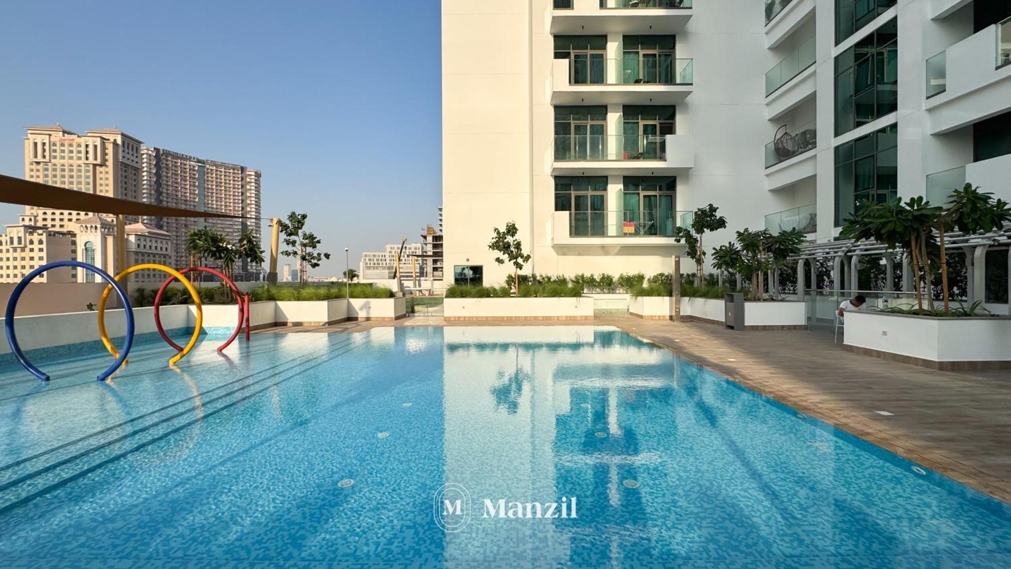 Apartment 1br Near Downtown With Pool & Skyline Views