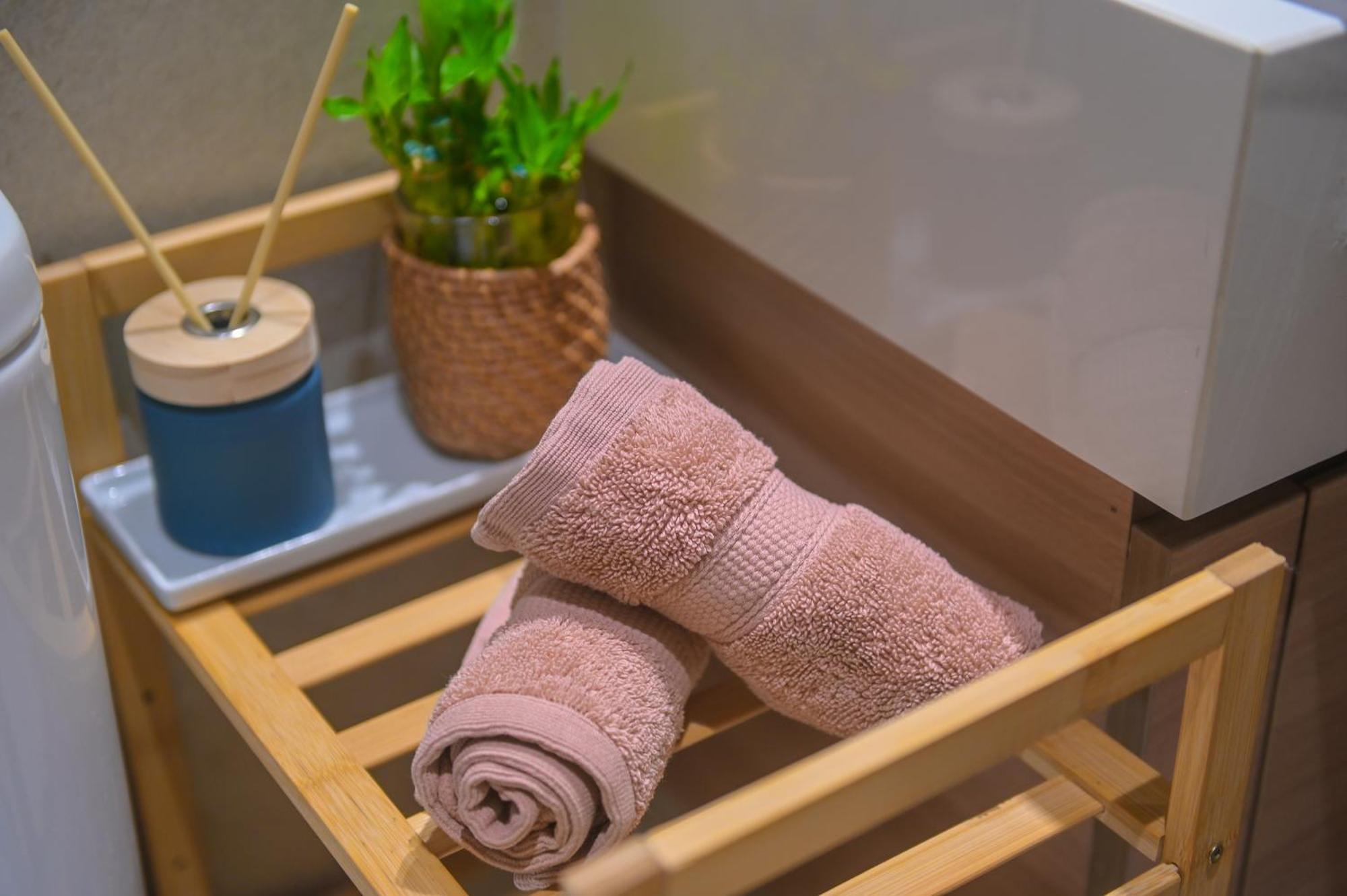Apartment Urbanhomes - Cozy, Wooden And Travel Eco-friendly Dubai