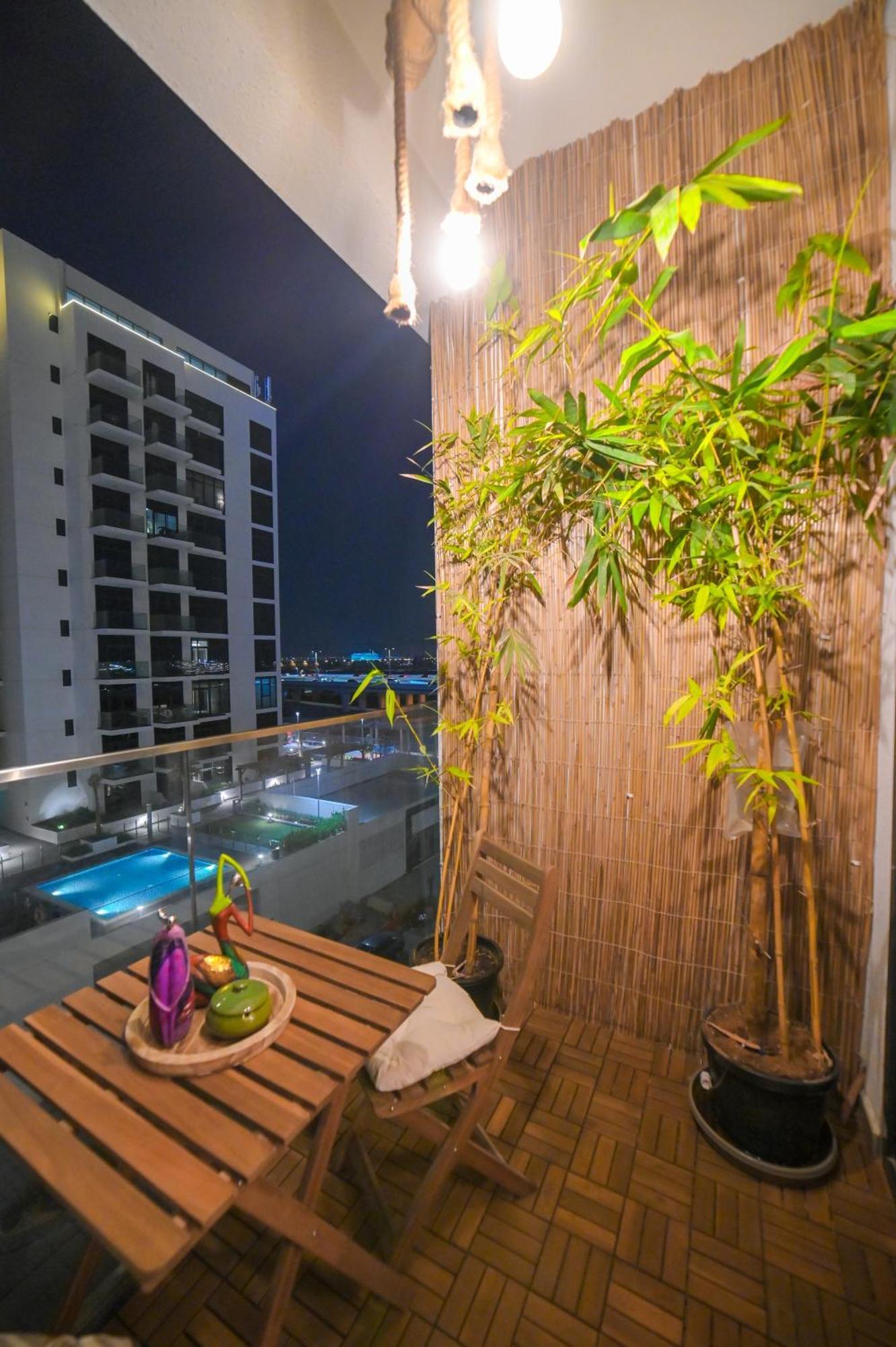 Urbanhomes - Cozy, Wooden And Travel Eco-friendly Apartment Dubai