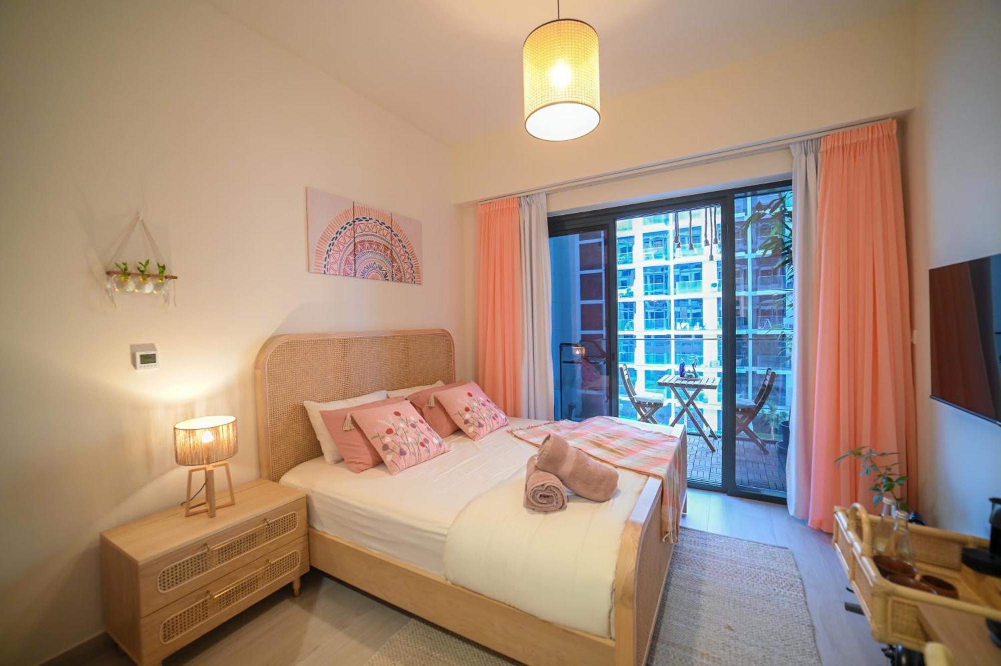 Urbanhomes - Cozy, Wooden And Travel Eco-friendly * Dubai