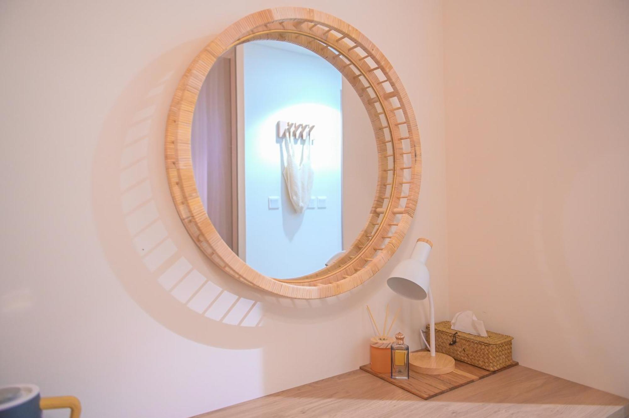 Urbanhomes - Cozy, Wooden And Travel Eco-friendly Apartment Dubai