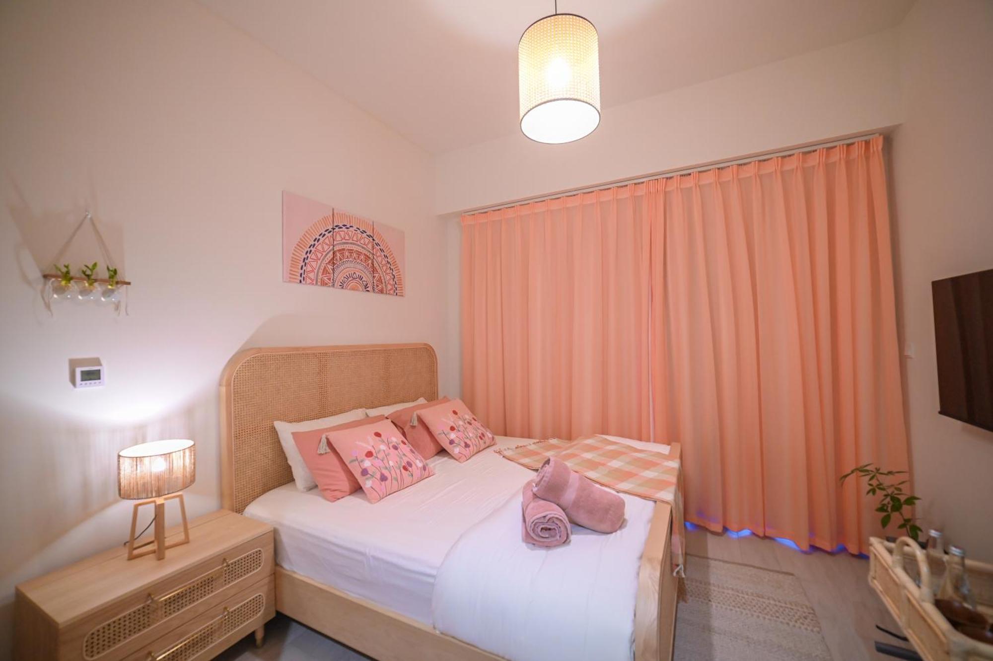 Urbanhomes - Cozy, Wooden And Travel Eco-friendly