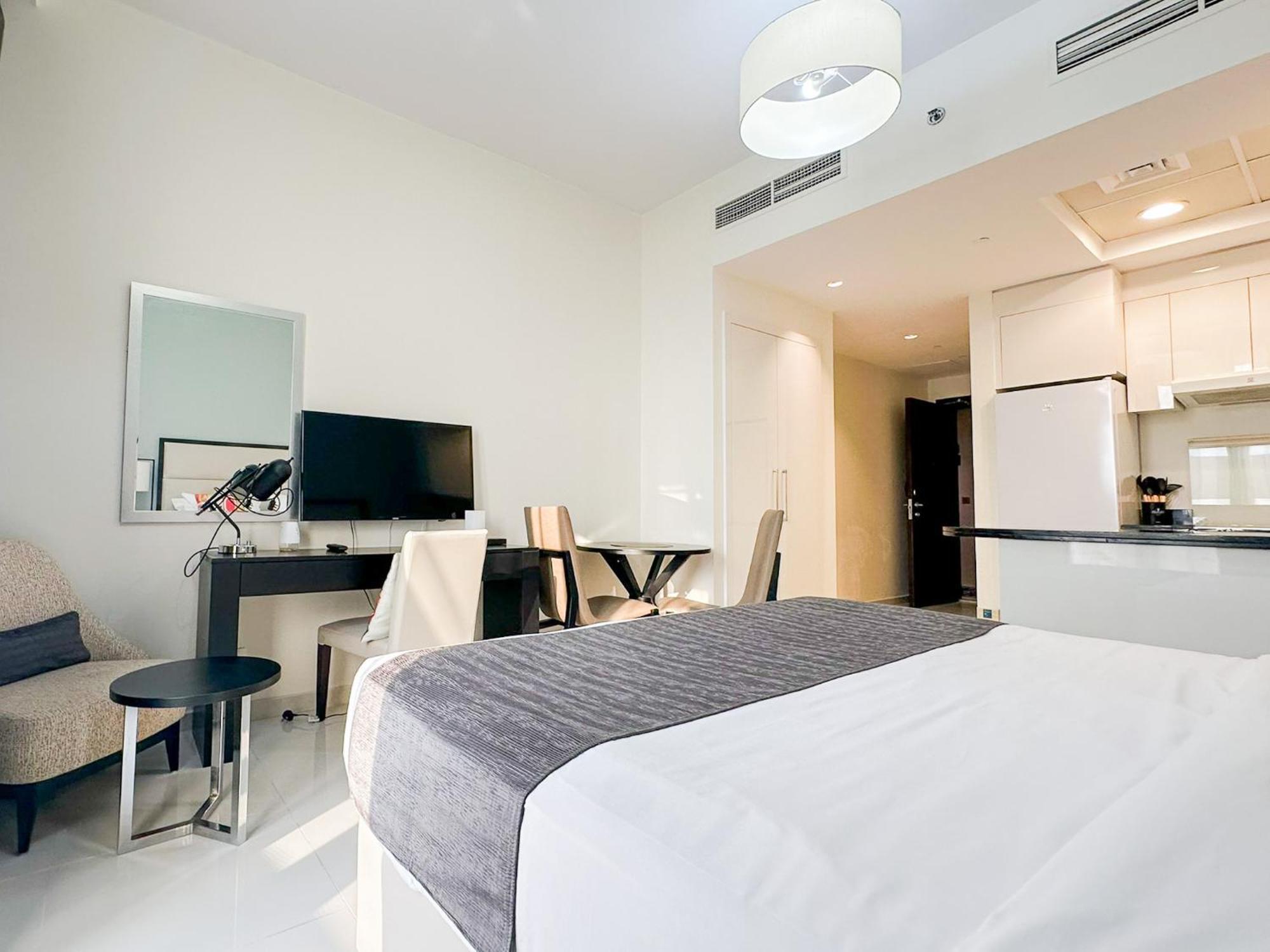 Bespoke Homes - High Floor In Tower 108 Jvc Apartment Dubai