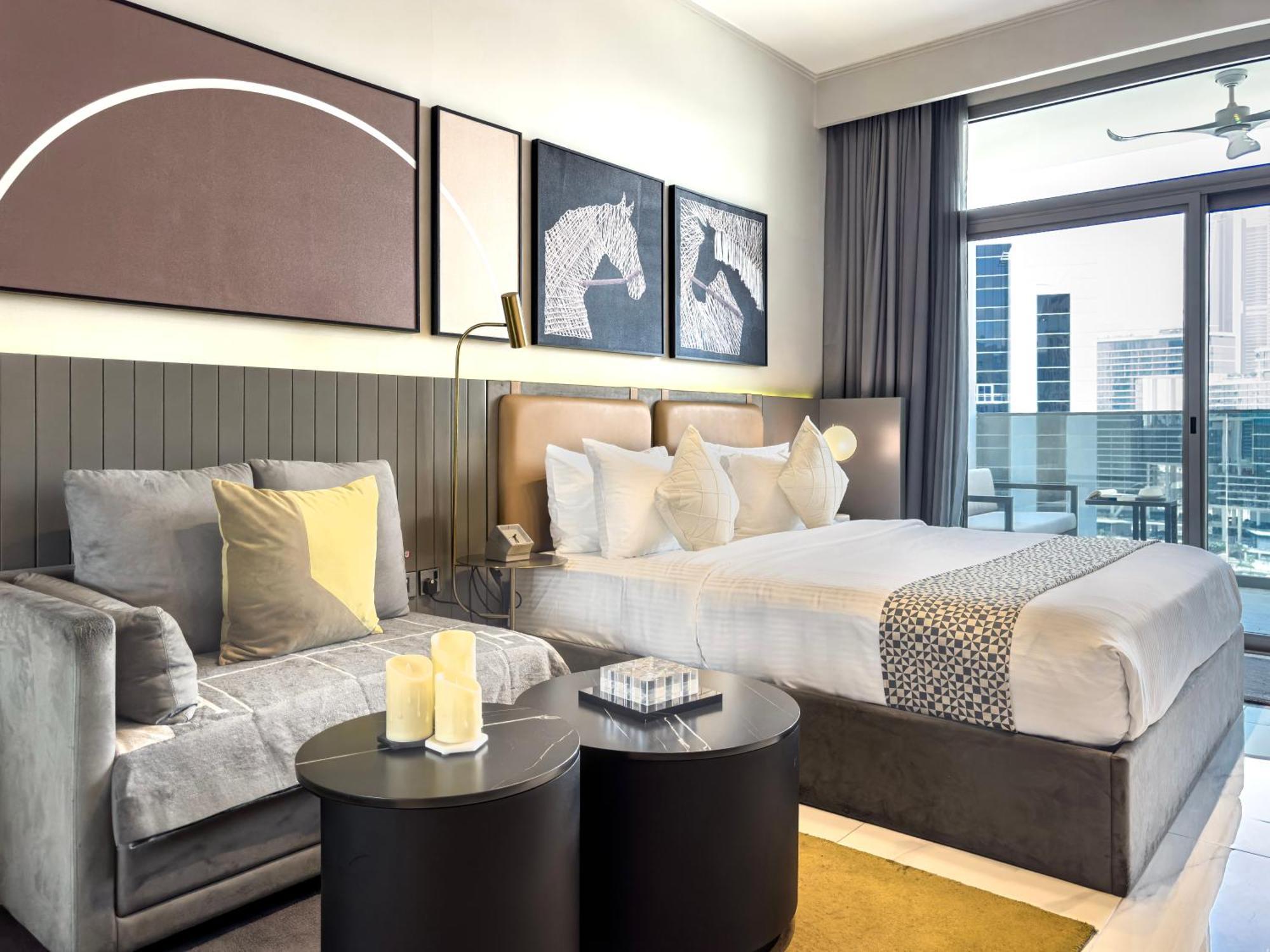 Select Stay-cozy In Mag 318 With Canal View