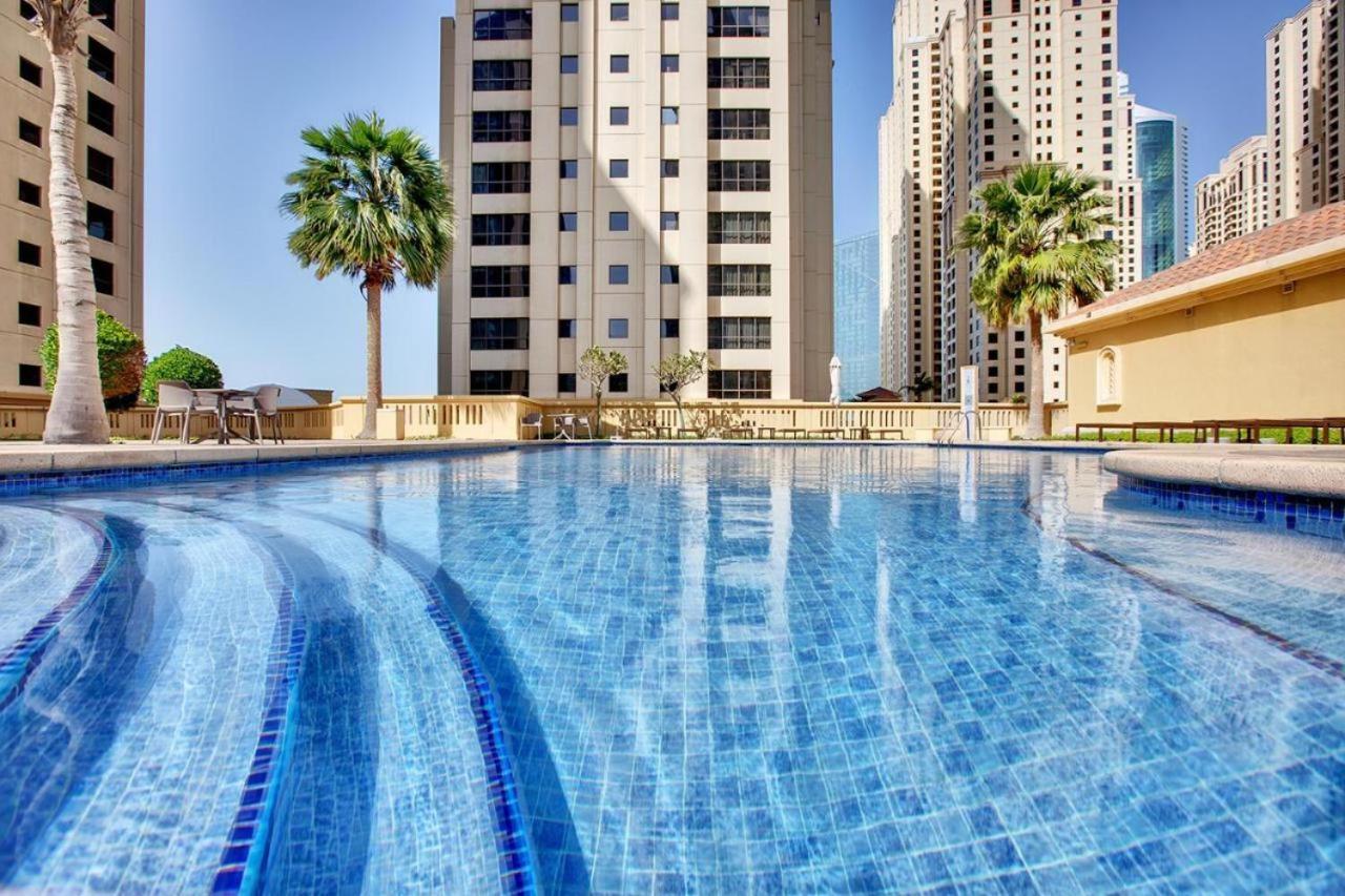 Regent Sea View 2br Jbr Walk - Next To Bluewater Island & Eye Apartment *