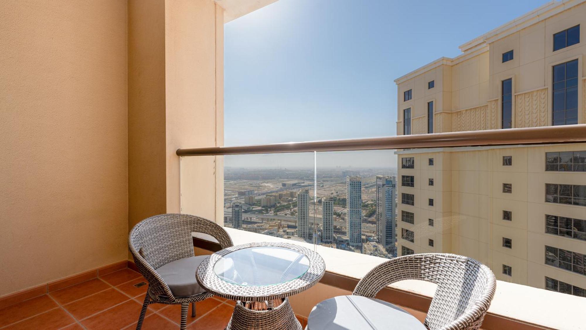 Regent Sea View 2br Jbr Walk - Next To Bluewater Island & Eye * Dubai