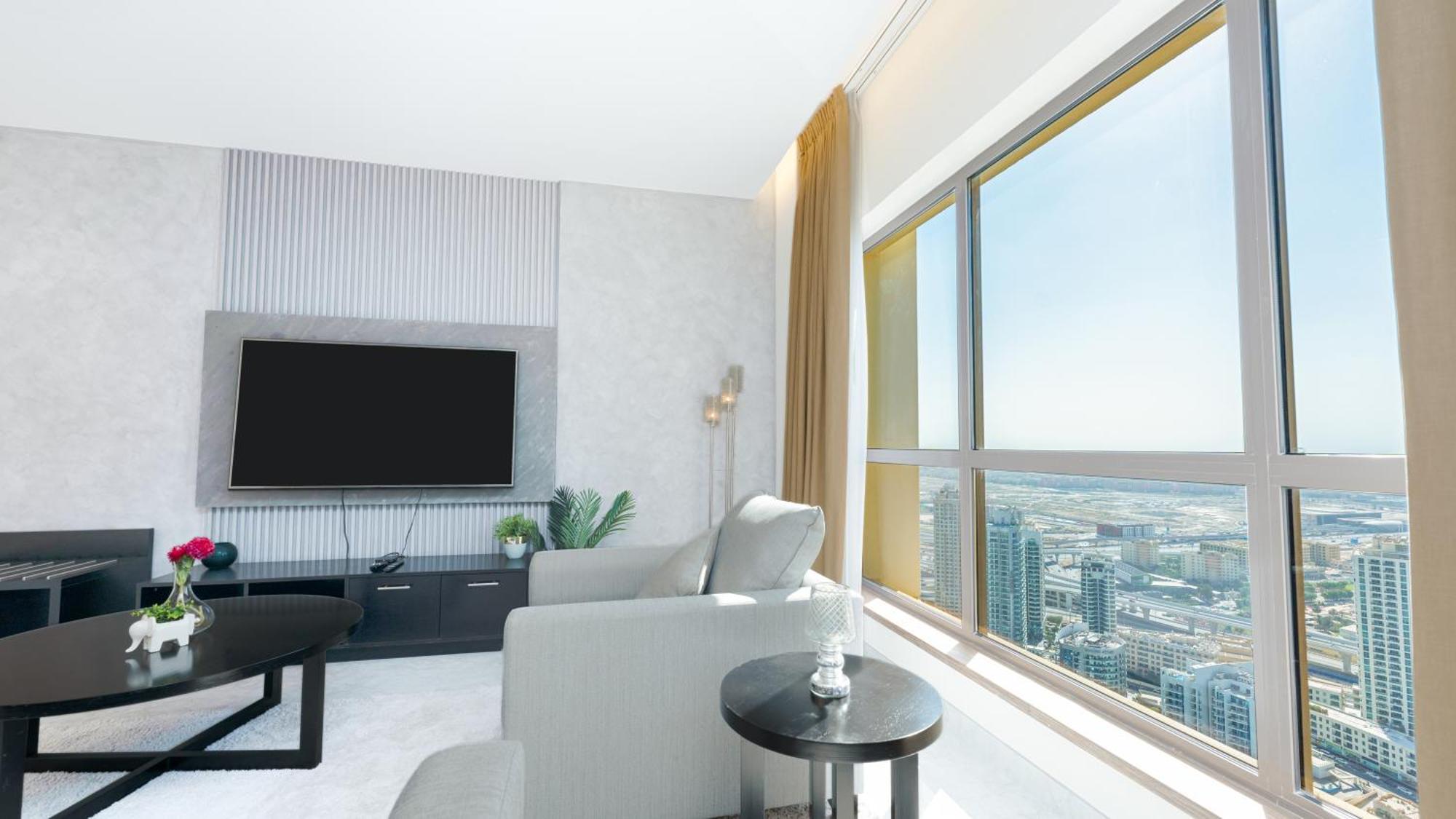 Regent Sea View 2br Jbr Walk - Next To Bluewater Island & Eye * Dubai