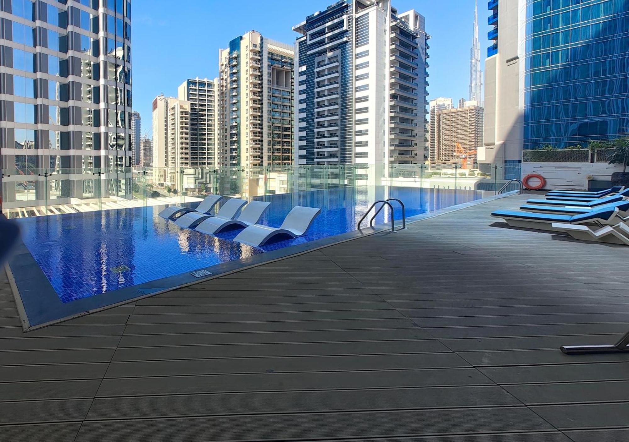 Apartment Welhome - Opulent Retreat With Panoramic Cityscape Views Dubai